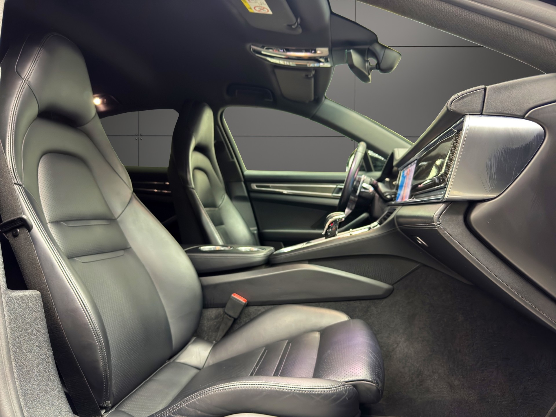 PORSCHE Panamera 4S PDK-image-13