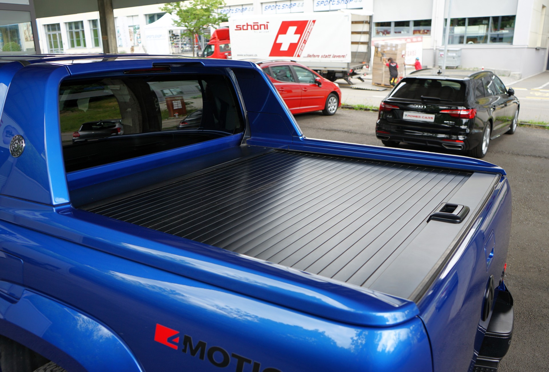 VW Amarok 3.0TDI Aventura 4Motion Automatic-image-8