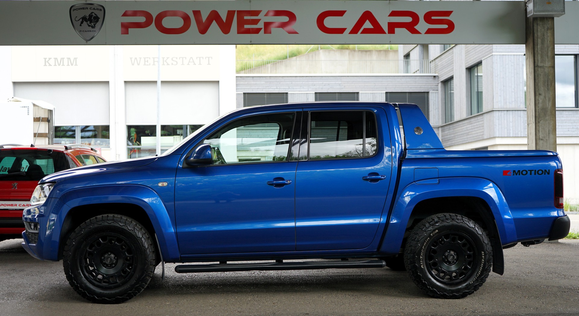 VW Amarok 3.0TDI Aventura 4Motion Automatic-showroom-element-2