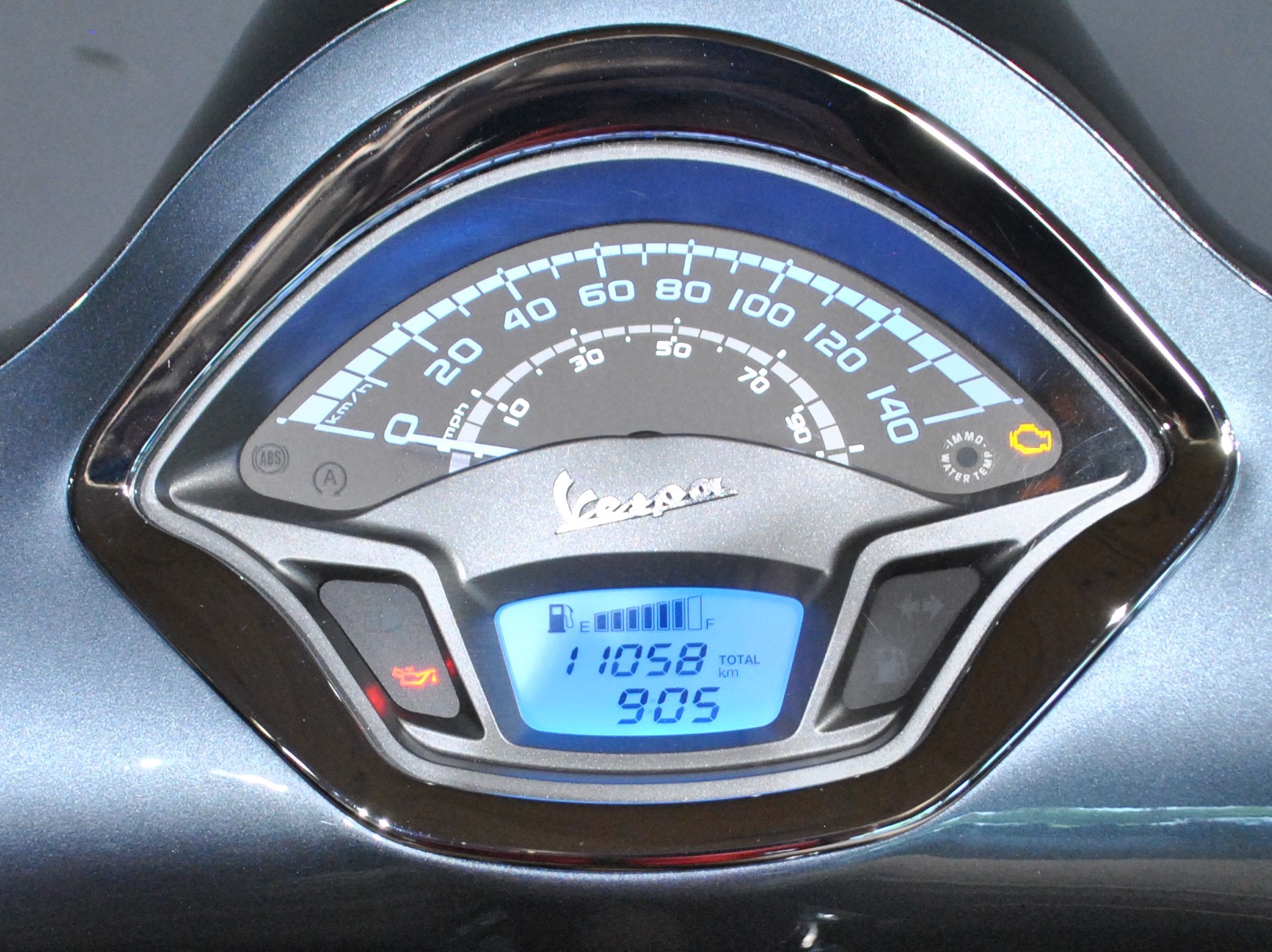 PIAGGIO Vespa GTS 300 HPE Super ABS/ASR-image-5