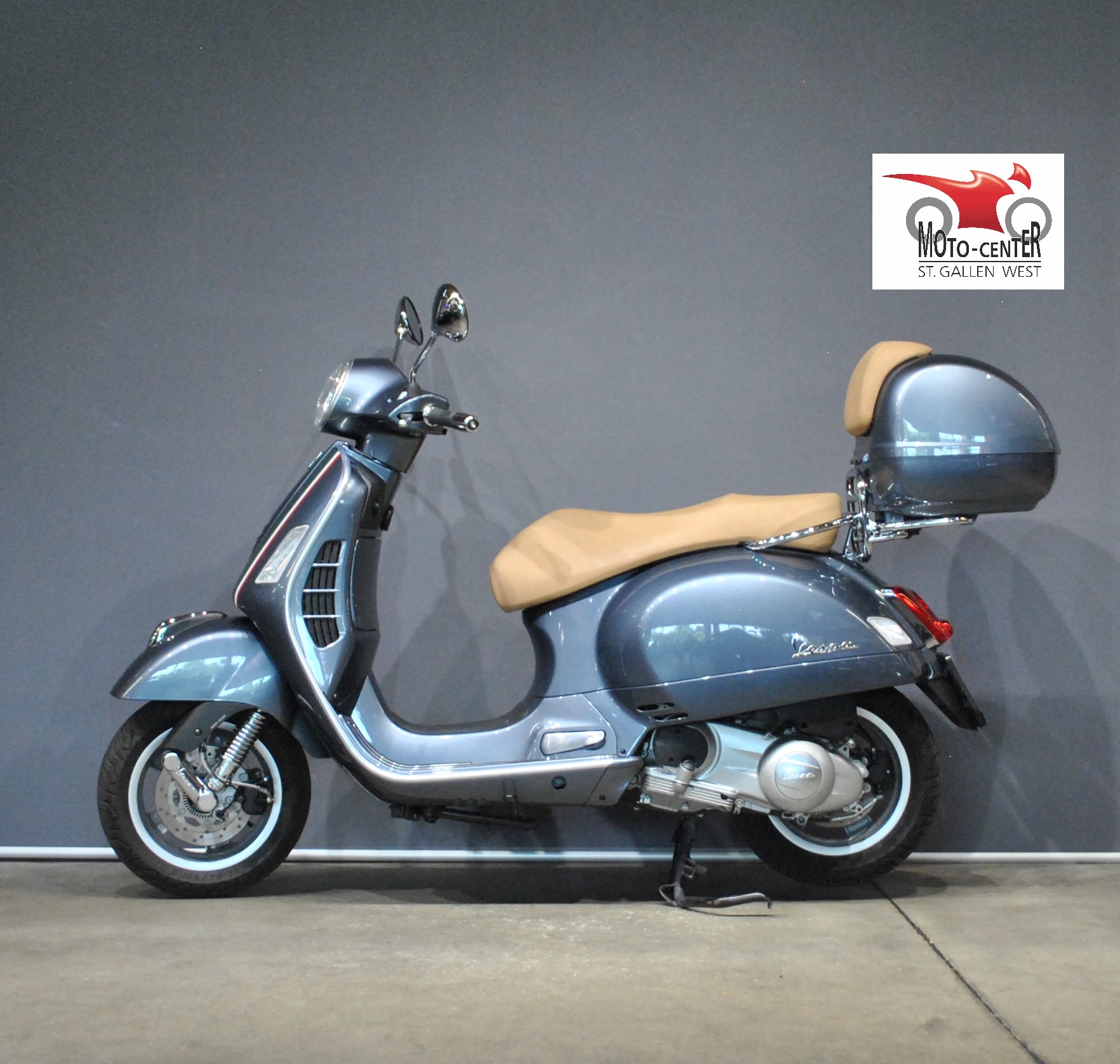 PIAGGIO Vespa GTS 300 HPE Super ABS/ASR-showroom-element-2