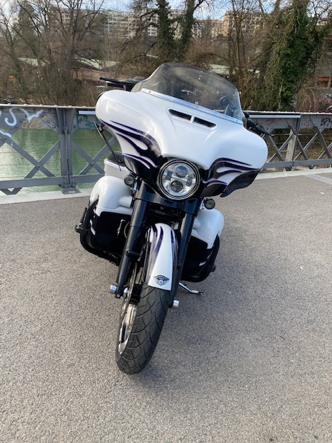 HARLEY-DAVIDSON Street Glide CVO-image-2