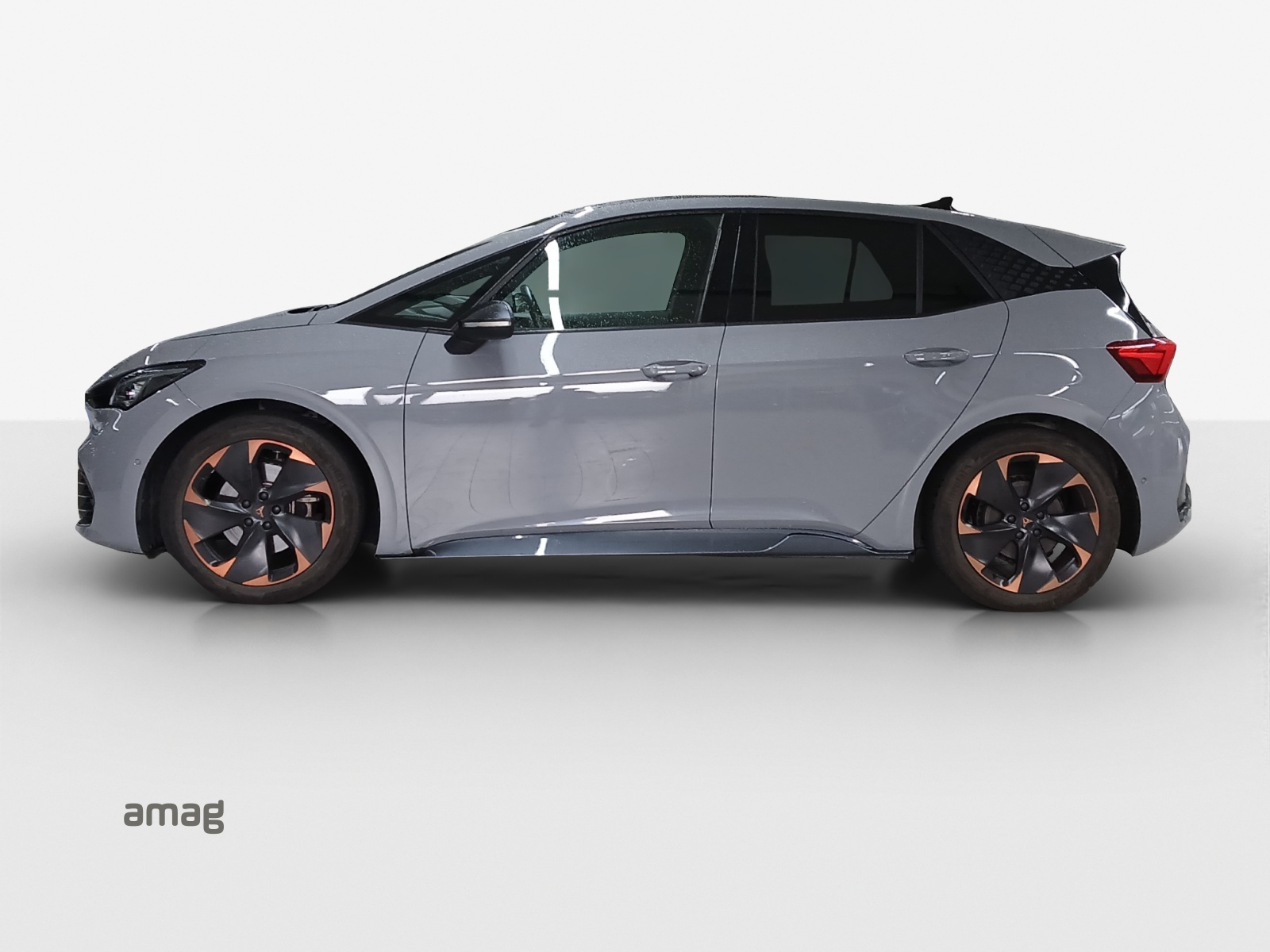 CUPRA Born 58 kWh-showroom-element-1
