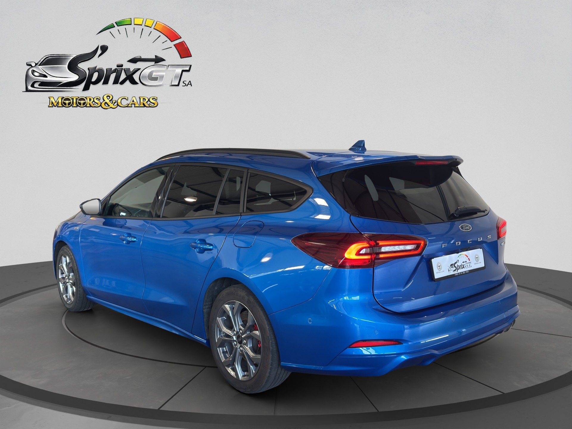 FORD Focus 1.0 MHEV ST-Line-showroom-element-2