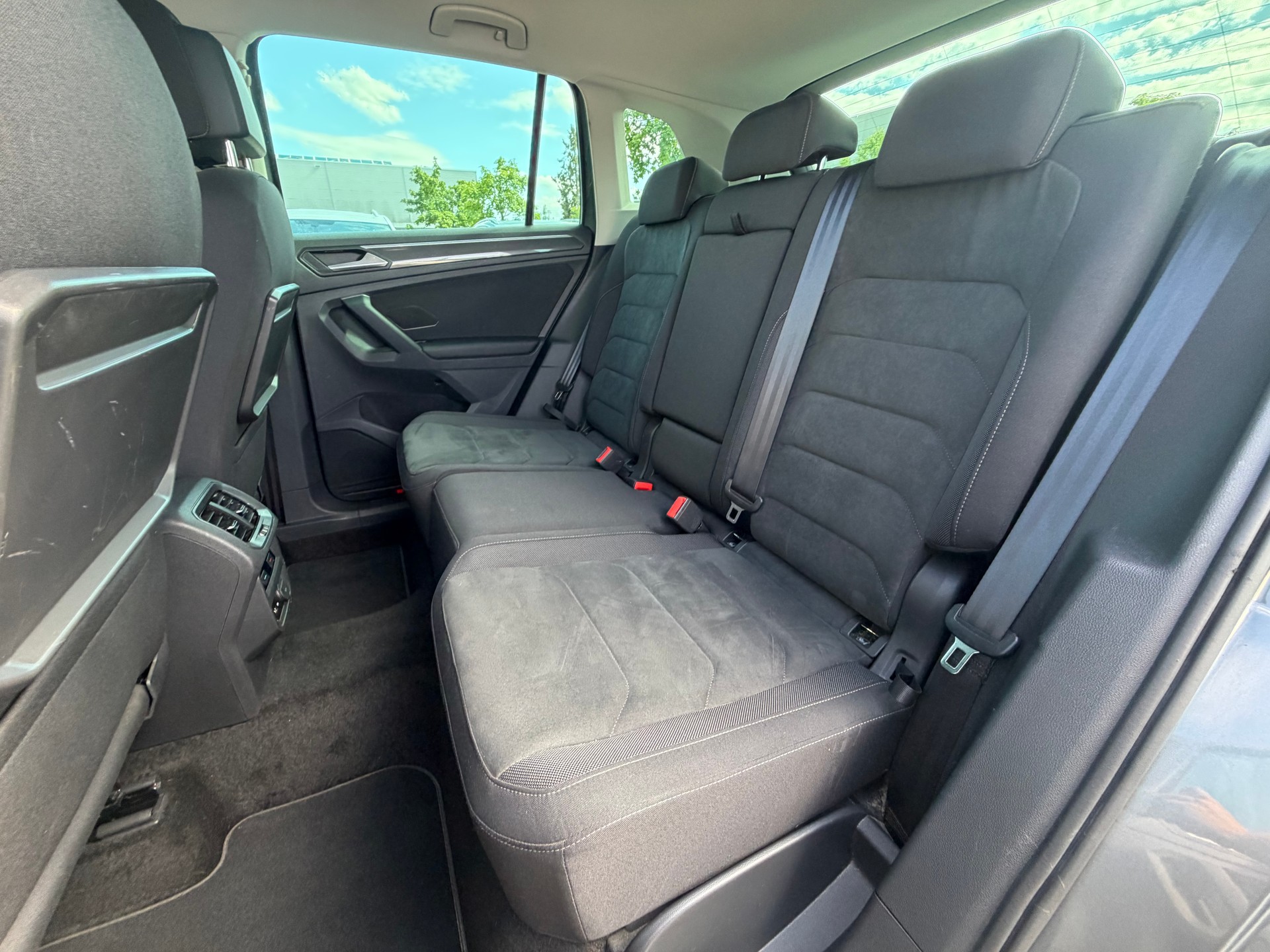 VW Tiguan 2.0TSI Highline 4Motion DSG-image-9
