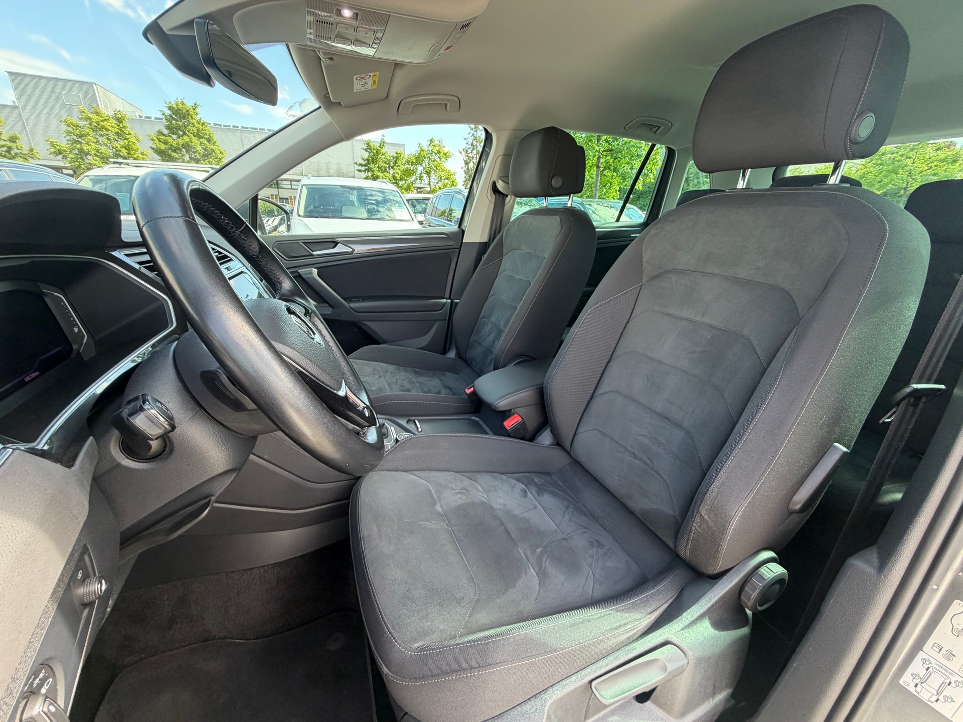 VW Tiguan 2.0TSI Highline 4Motion DSG-image-8