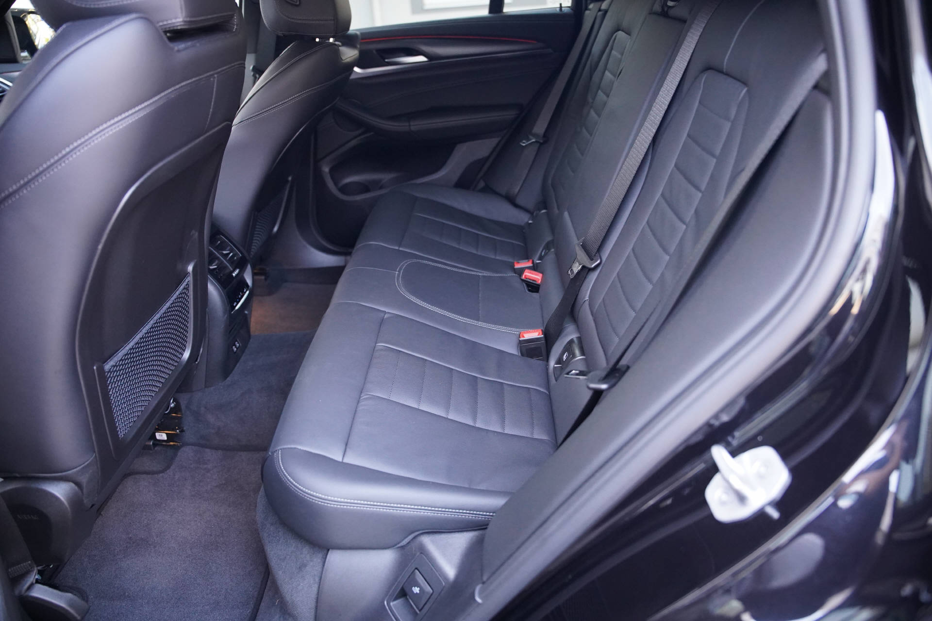 BMW X4 M40i 48V Steptronic-image-9
