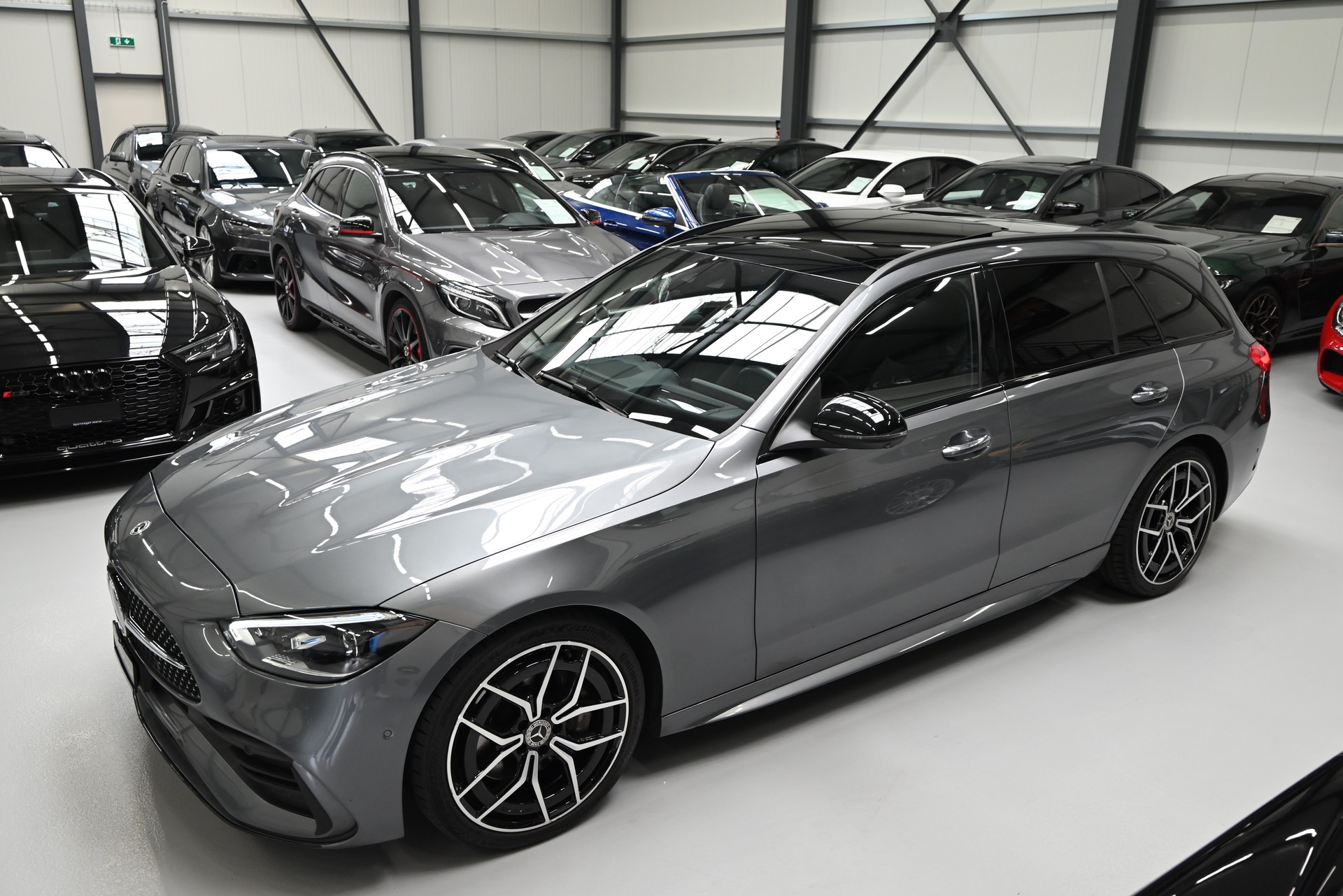 MERCEDES-BENZ C 300 d T AMG Line-showroom-element-2