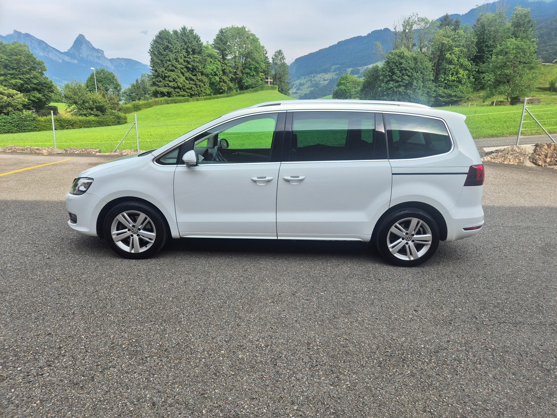 VW Sharan 2.0 TDI BMT Comfortline *7 Plätzer*-image-1