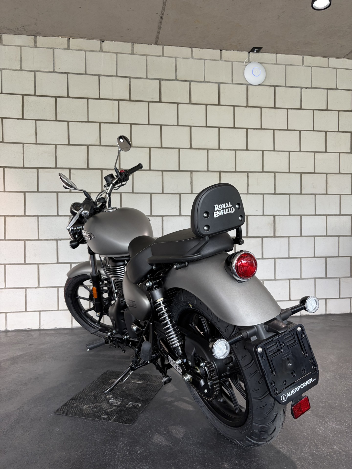 ROYAL ENFIELD METEOR 350-image-3