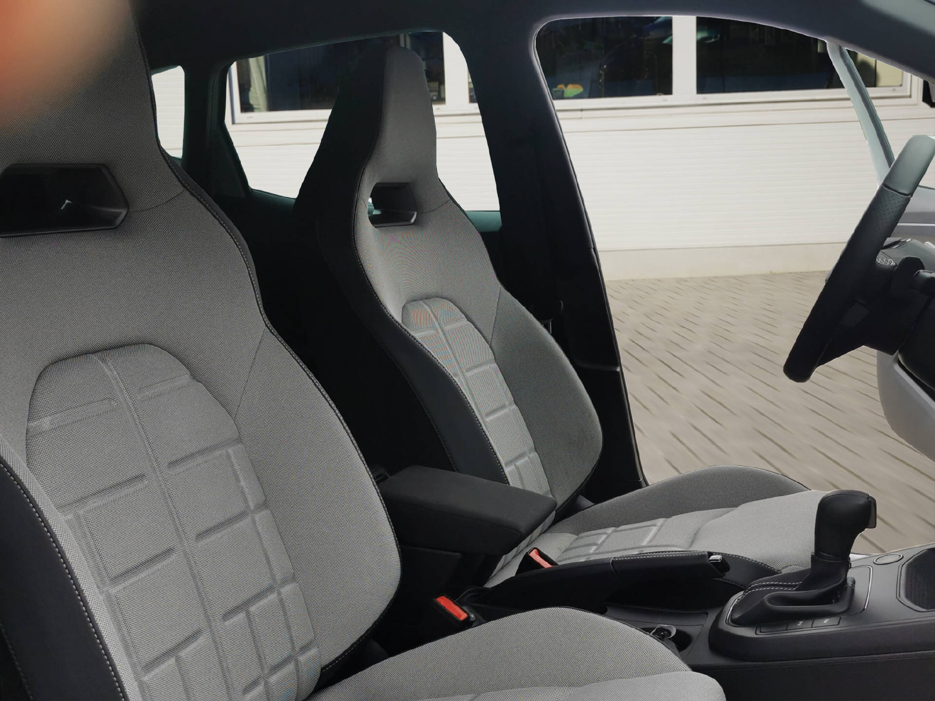 SEAT Arona 1.5 TSI FR DSG-image-10