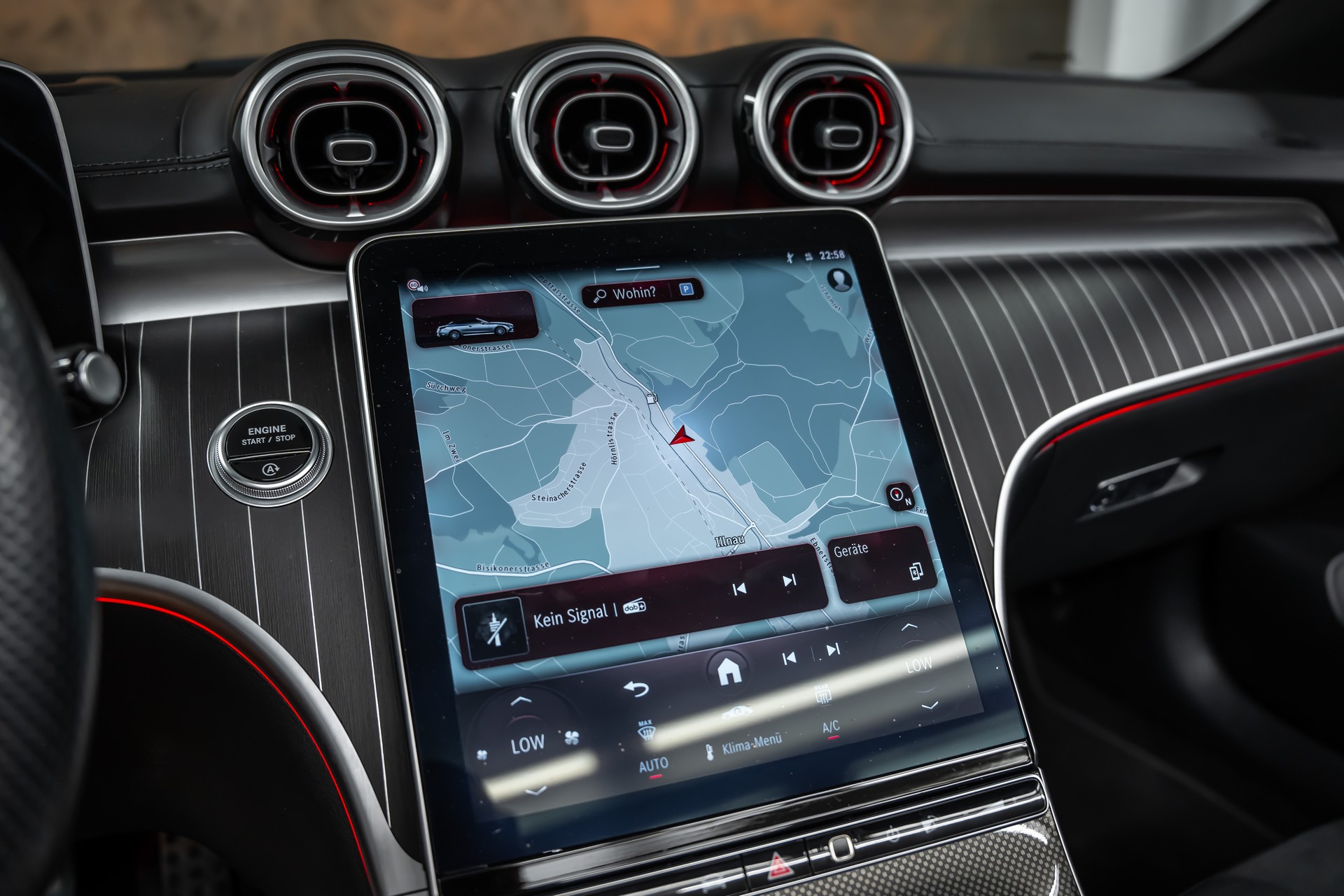MERCEDES-BENZ CLE 300 AMG Line 4matic Cabriolet *Digital-Light*Head-Up*Burmester*360°*-image-25