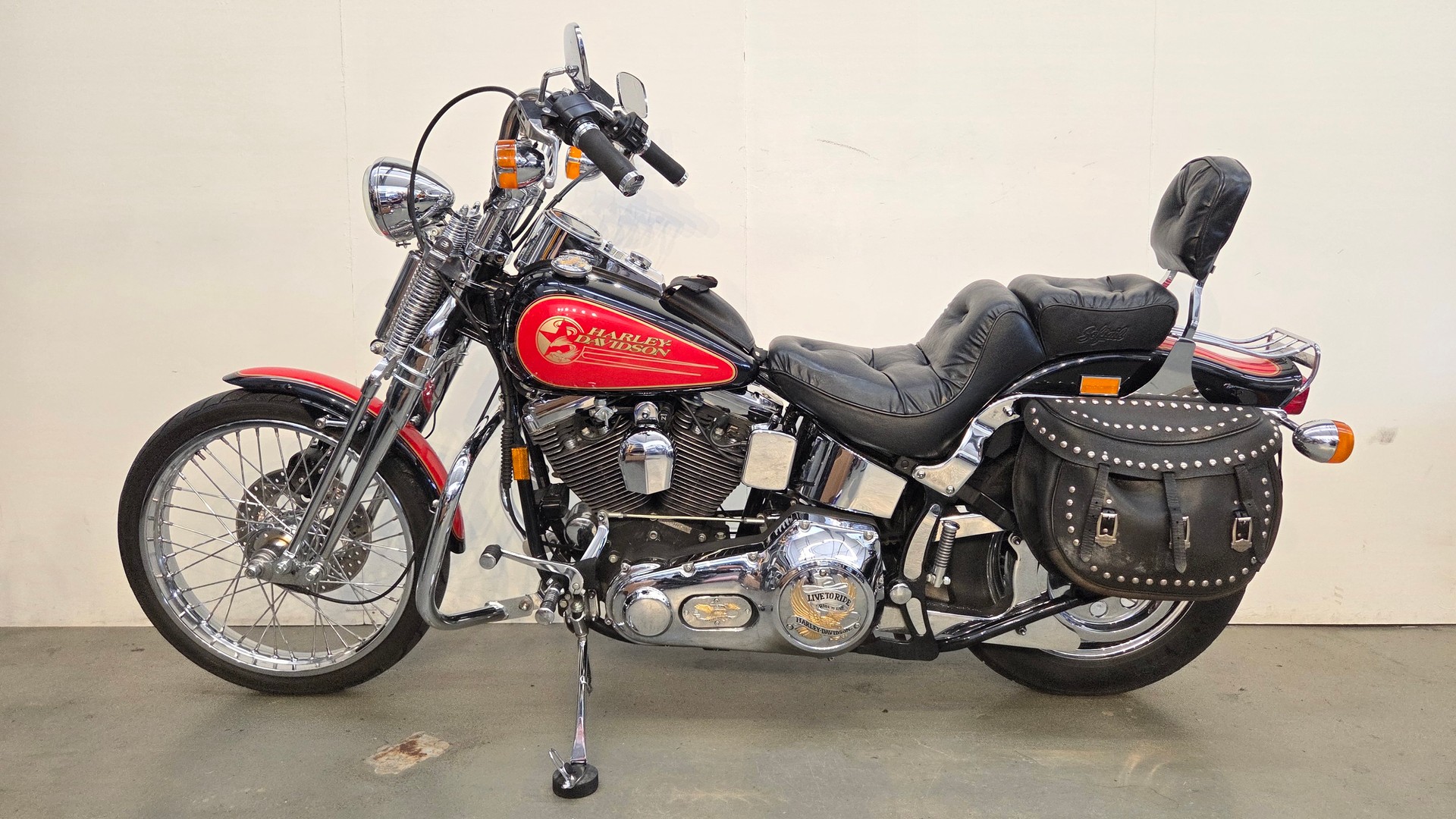 HARLEY-DAVIDSON FXSTS Springer Softail-showroom-element-1