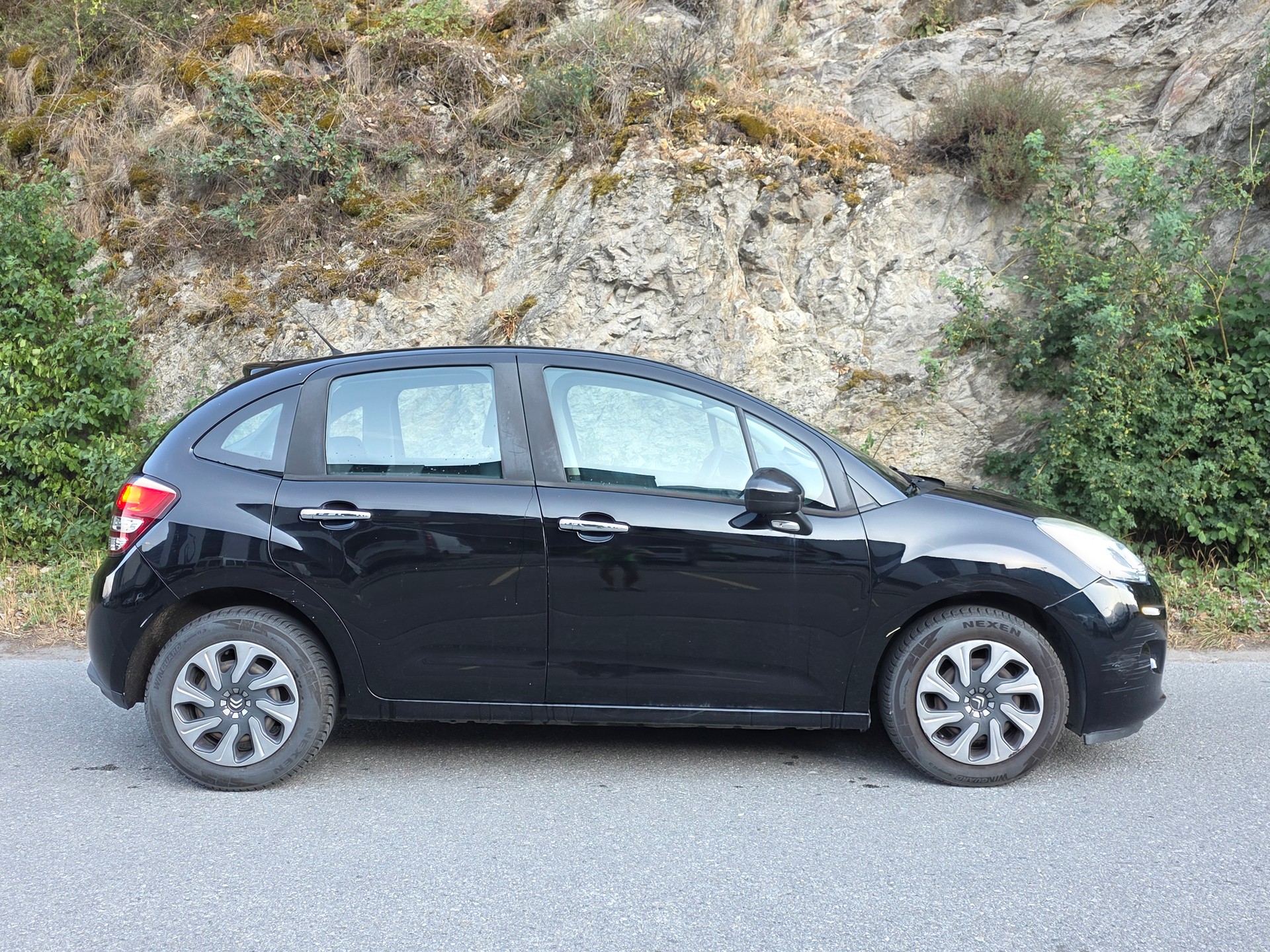 CITROEN C3 1.2i Attraction-image-4