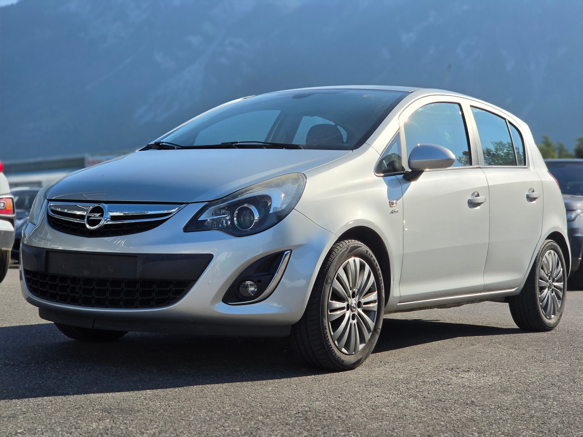 OPEL Corsa 1.4 TP Anniversary Edition Automatic-showroom-element-2