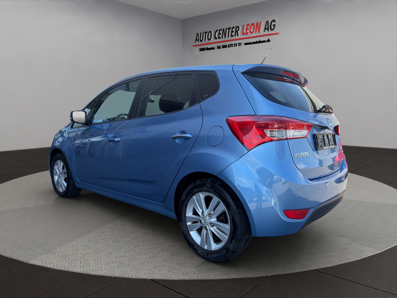 HYUNDAI iX20 1.6 Style-showroom-element-3