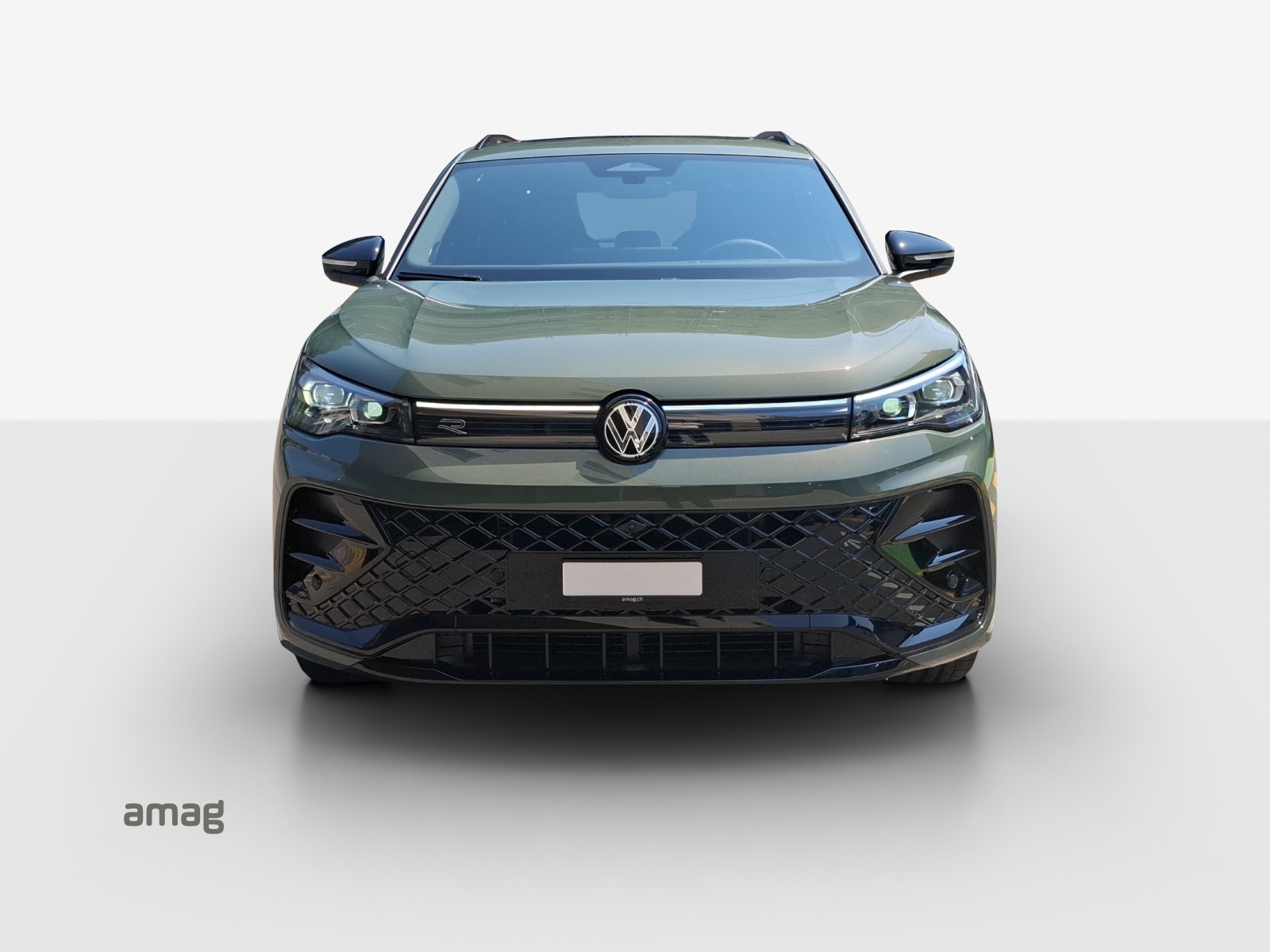 VW Tiguan 2.0 TSI DSG R-Line Plus 4Motion-image-6