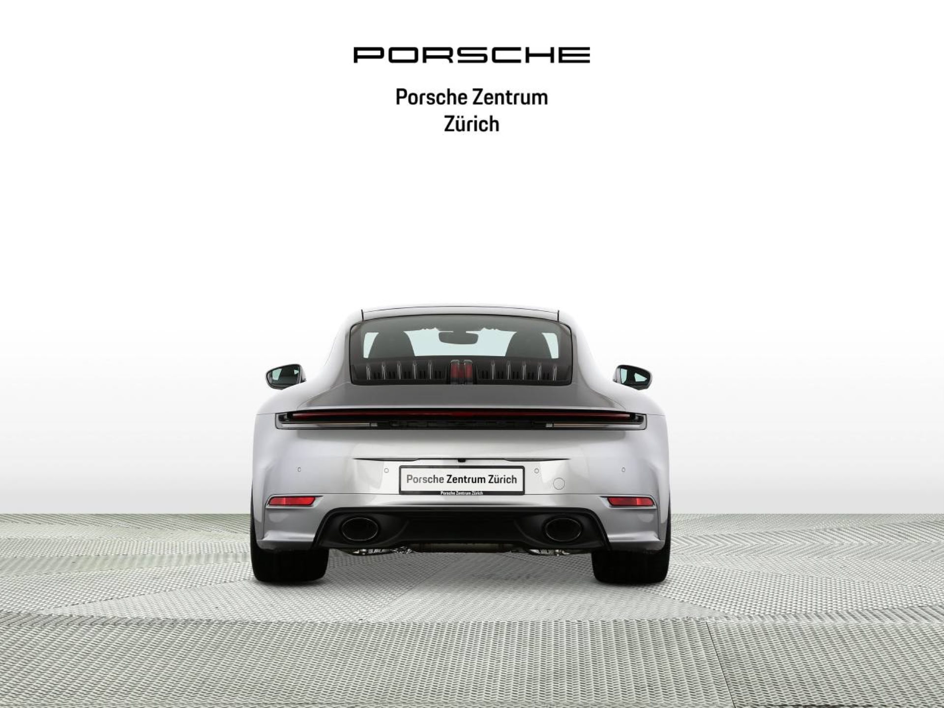 PORSCHE 911 Carrera 4S-image-7