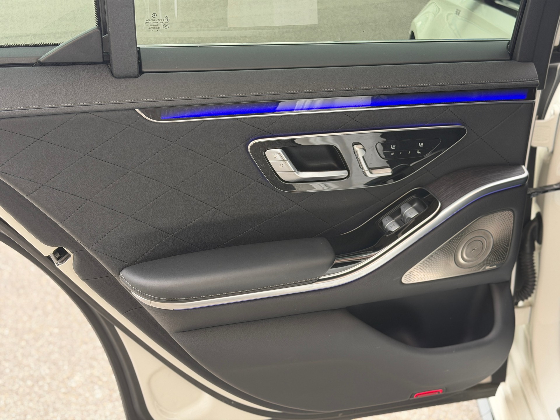 MERCEDES-BENZ S 400 d 4Matic AMG Line 9G-Tronic-image-21