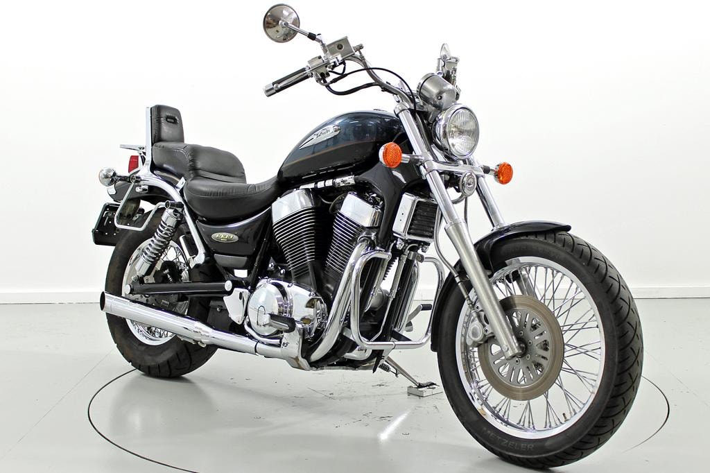 SUZUKI VS 1400 GLP-image-1