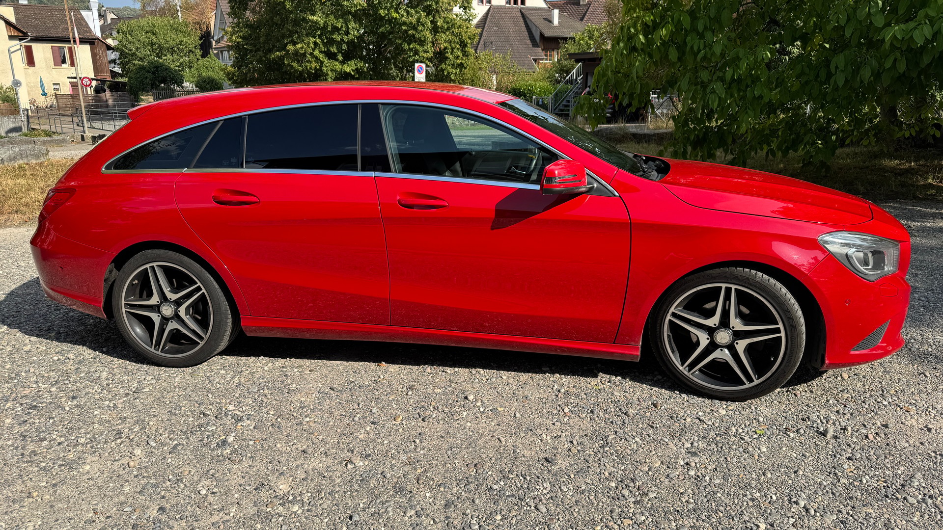 MERCEDES-BENZ CLA 220-showroom-element-3