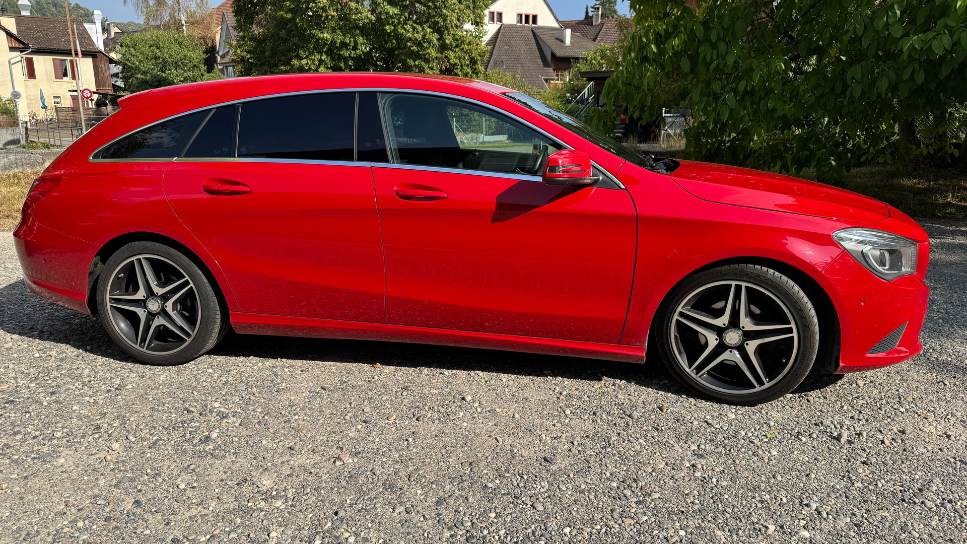 MERCEDES-BENZ CLA 220-showroom-element-2