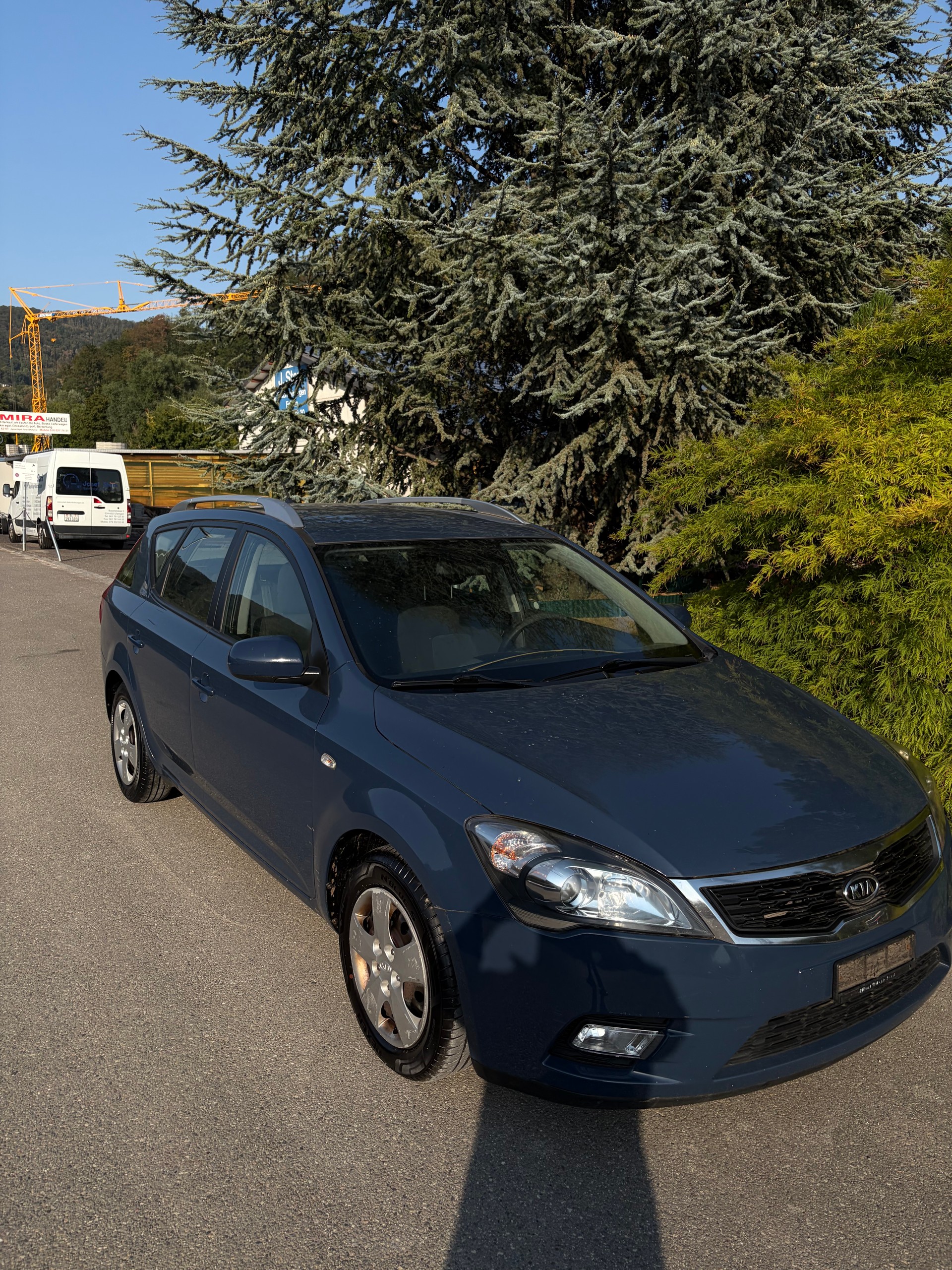 KIA Cee'd Sporty Wagon 1.4 16V Basic-image-2