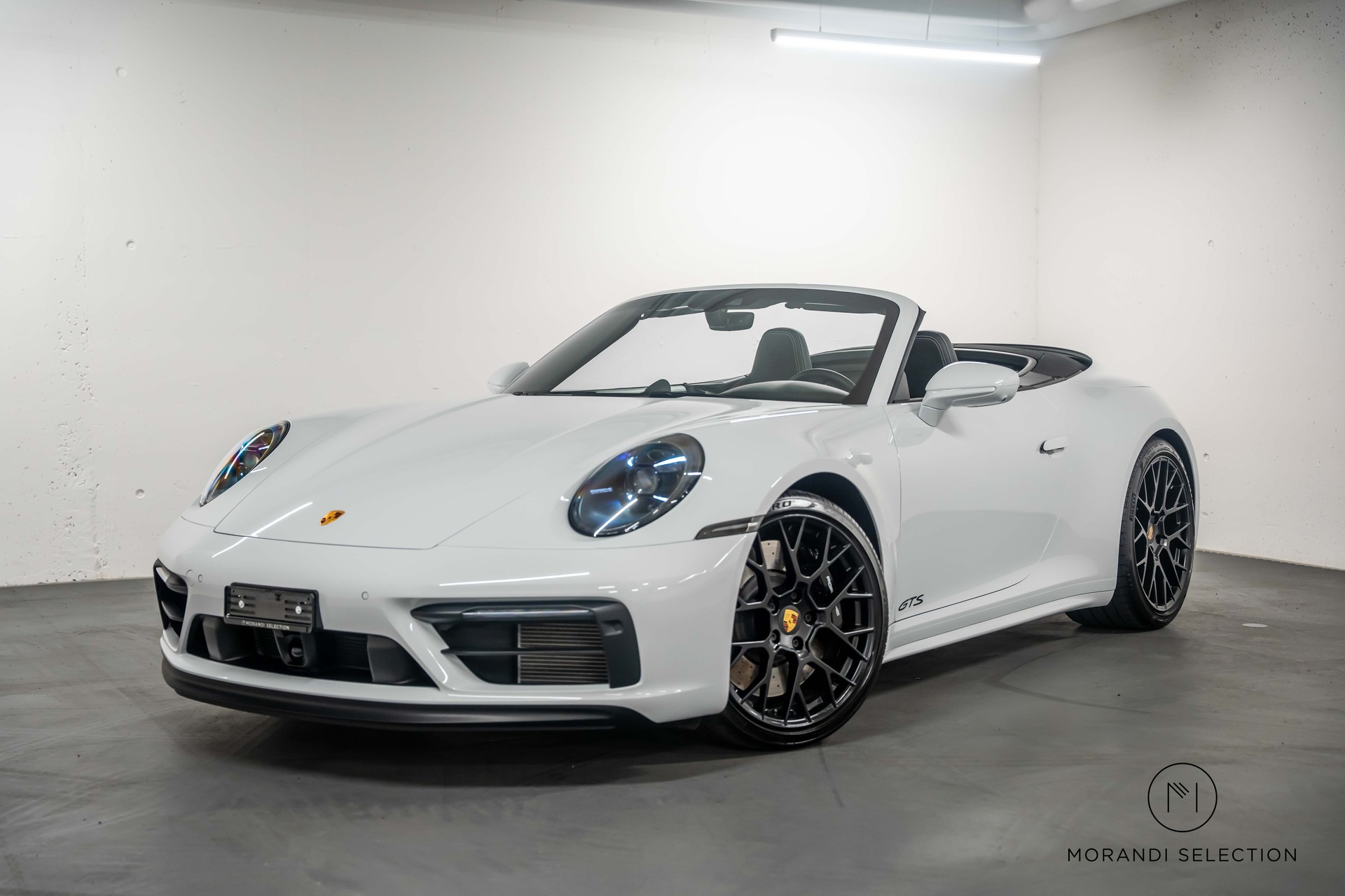 PORSCHE 911 Cabriolet 3.0 Carrera 4 GTS PDK-showroom-element-2