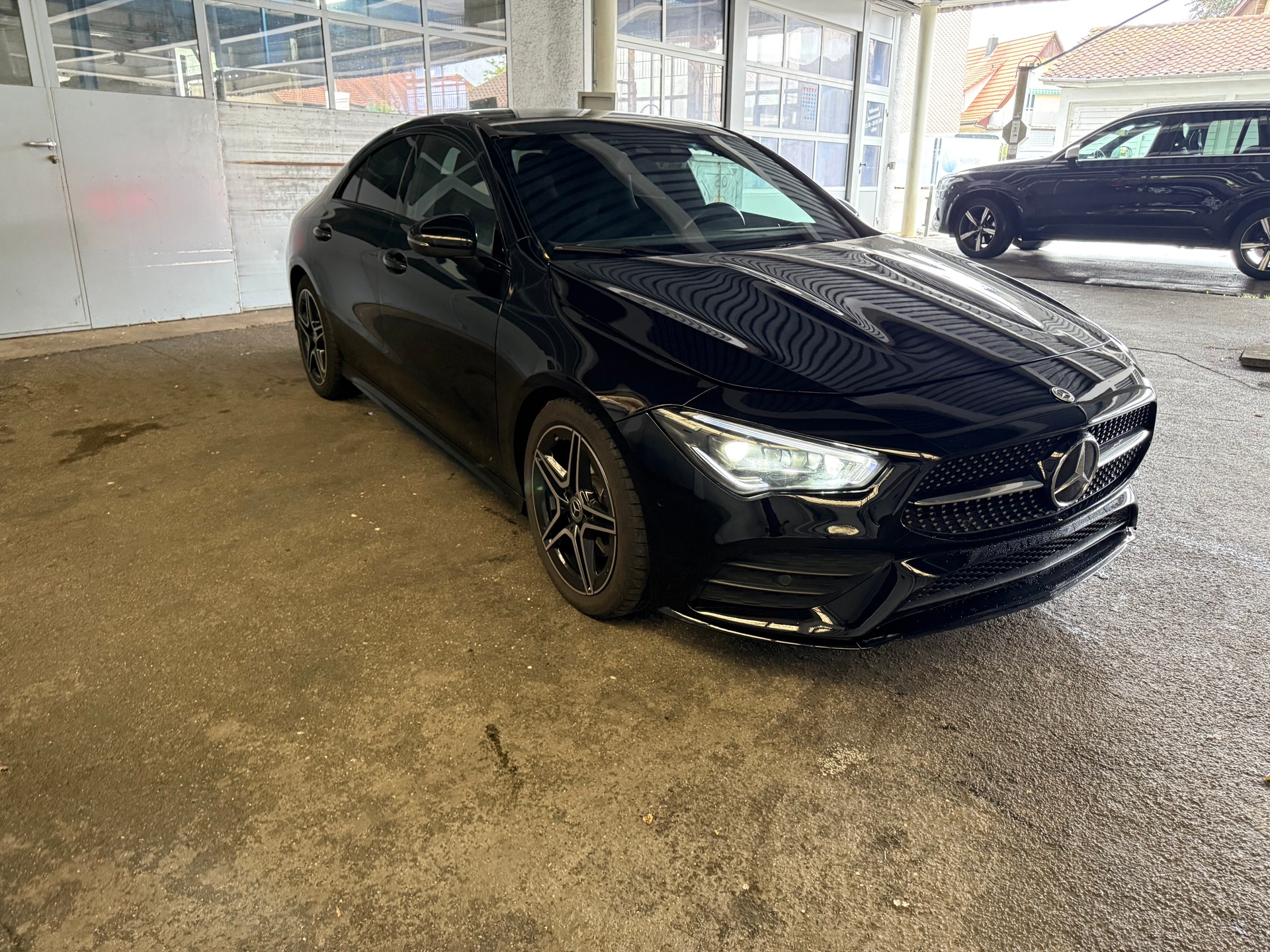 MERCEDES-BENZ CLA 200 AMG Line 7G-DCT-image-7