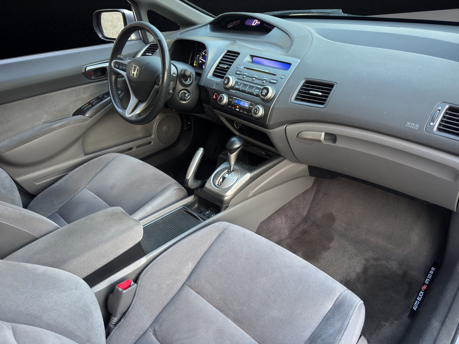 HONDA Civic 1.3 iDSi IMA Hybrid-image-12