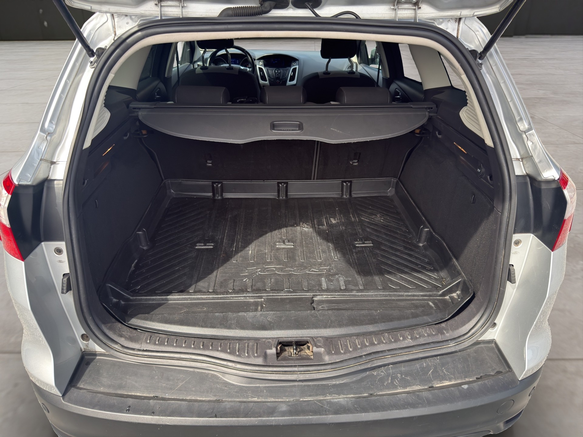 FORD Focus 2.0 TDCi Trend PowerShift-image-14