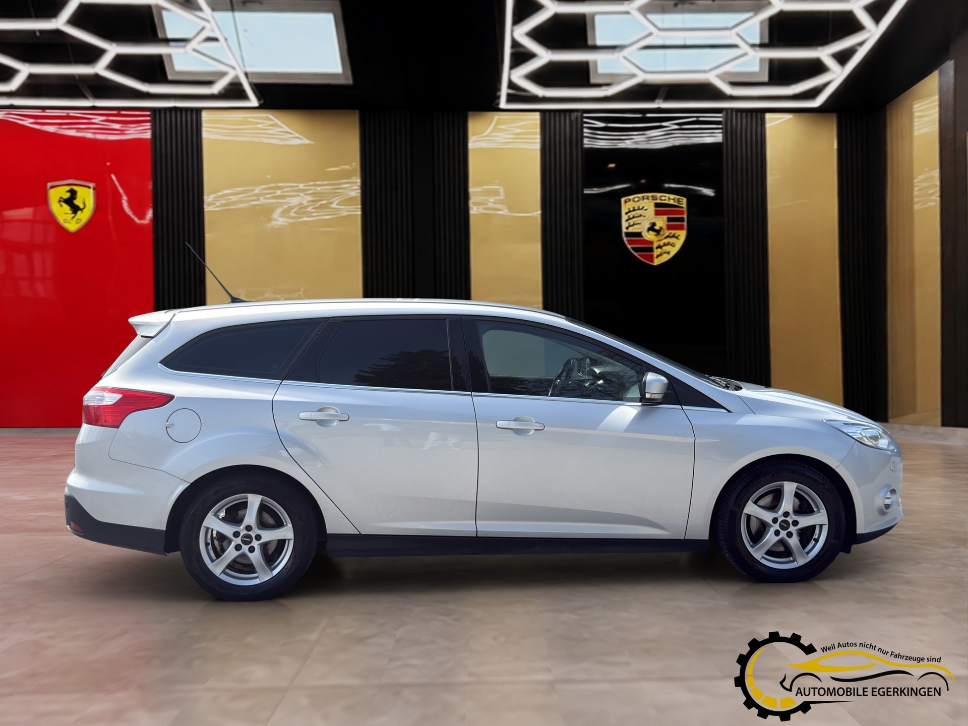 FORD Focus 2.0 TDCi Trend PowerShift-showroom-element-3