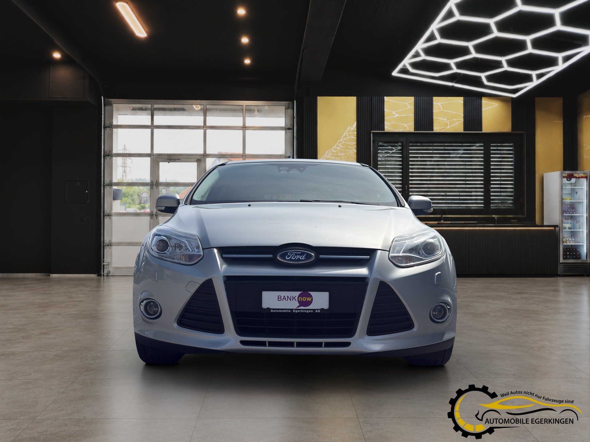 FORD Focus 2.0 TDCi Trend PowerShift-showroom-element-1