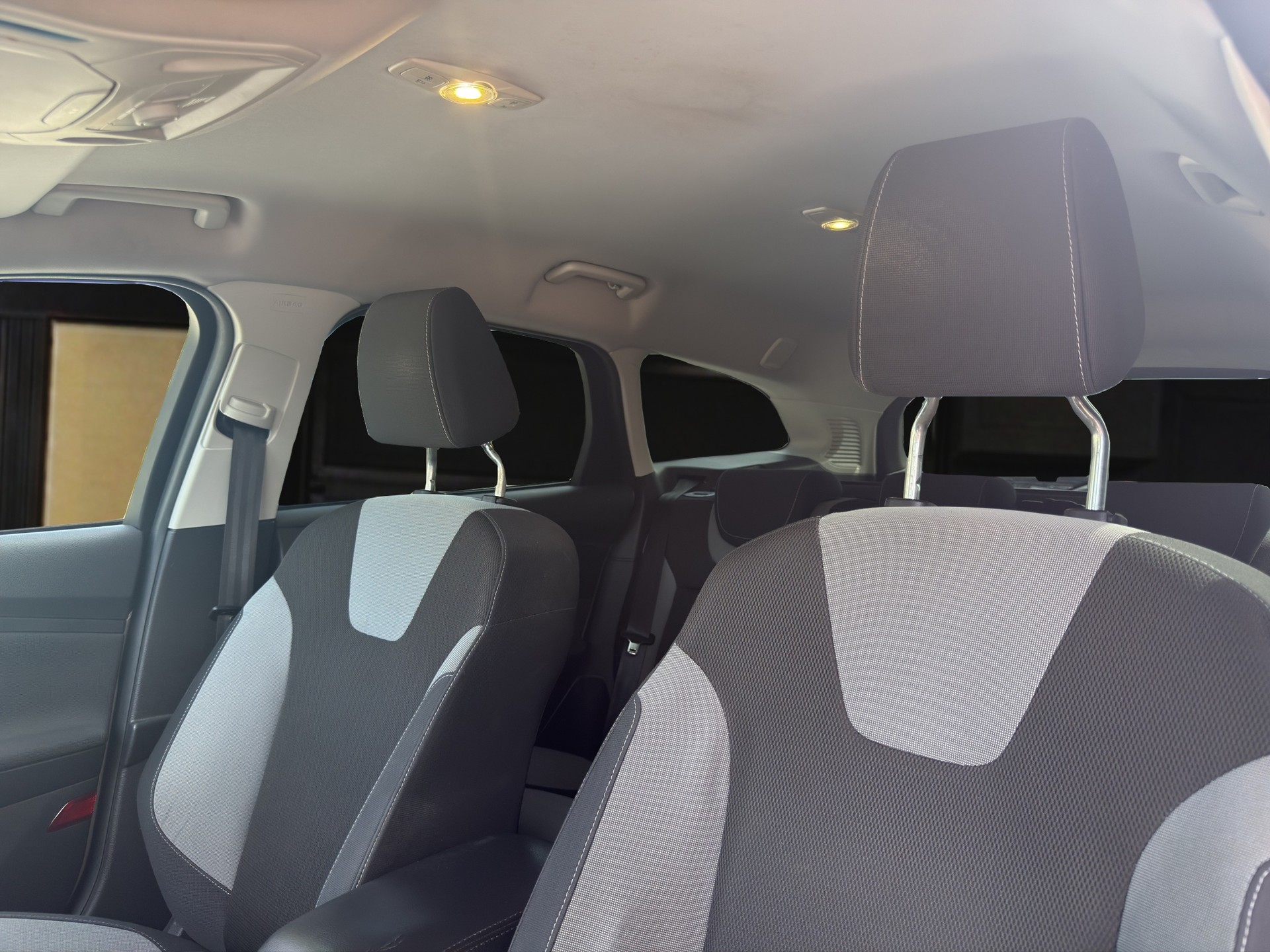 FORD Focus 2.0 TDCi Trend PowerShift-image-9
