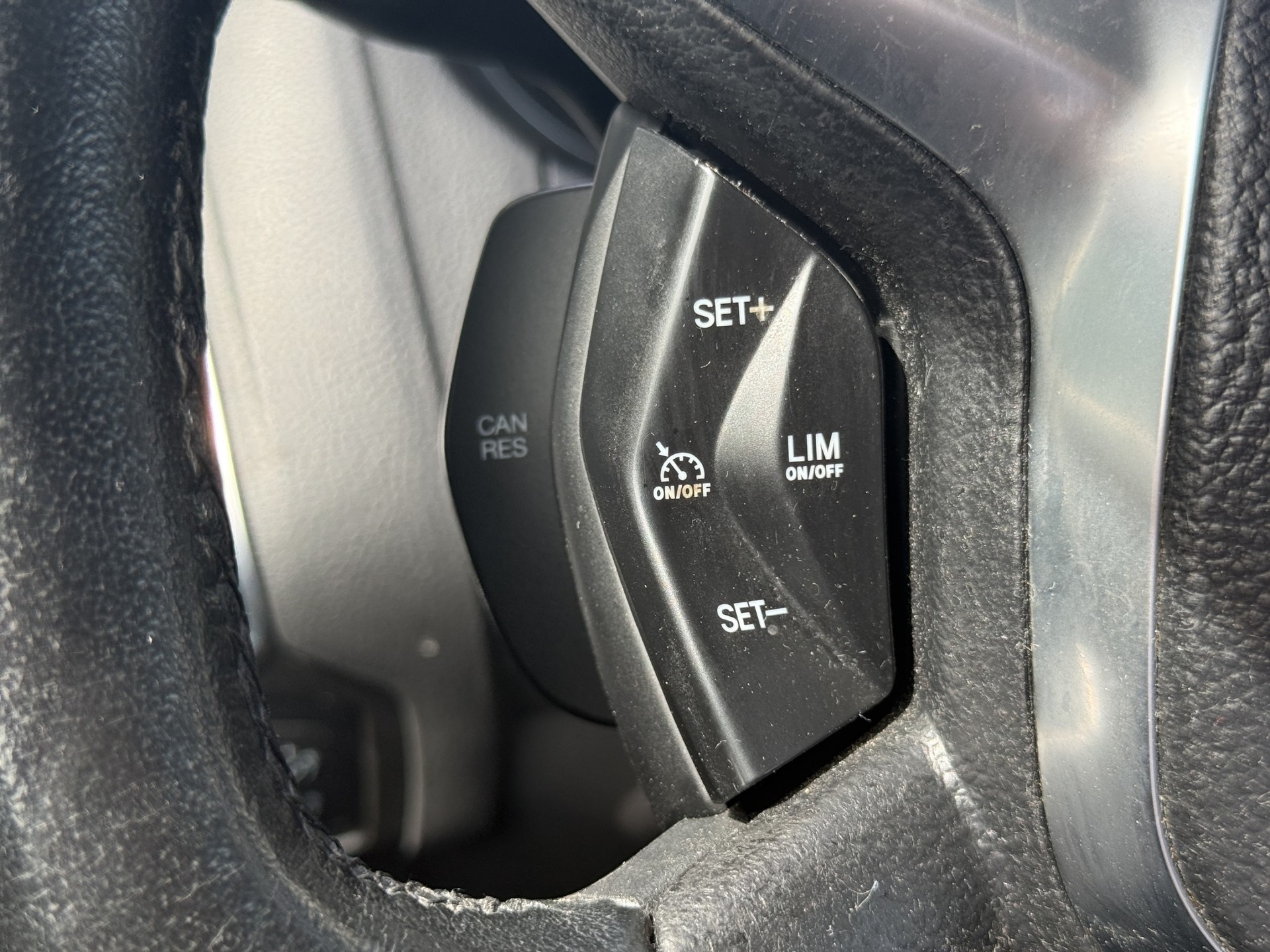 FORD Focus 2.0 TDCi Trend PowerShift-image-17