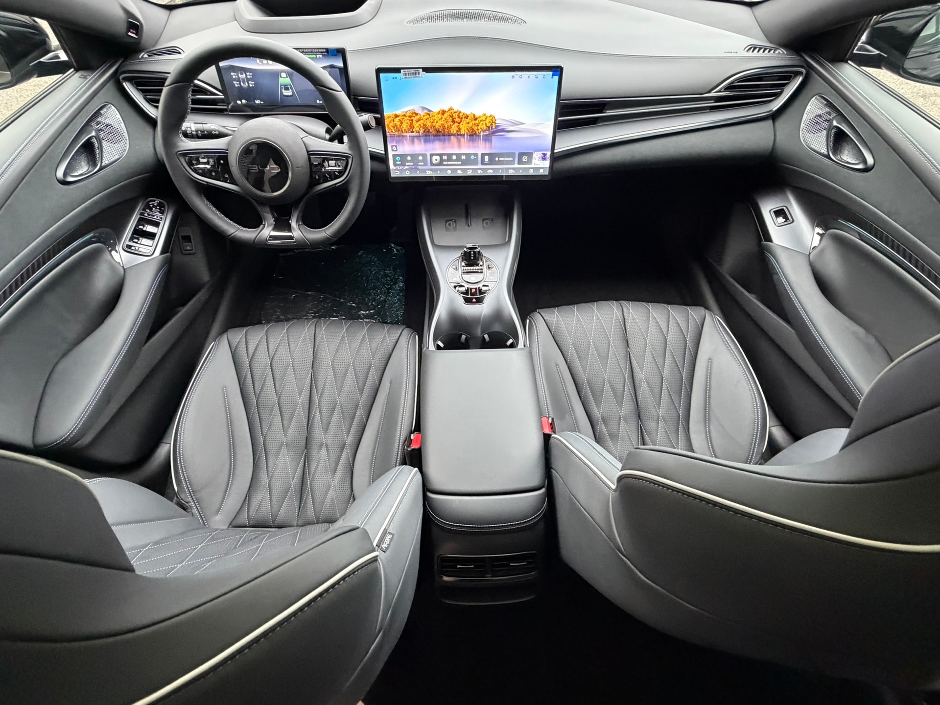BYD Seal 82,5 kWh Excellence AWD-image-8