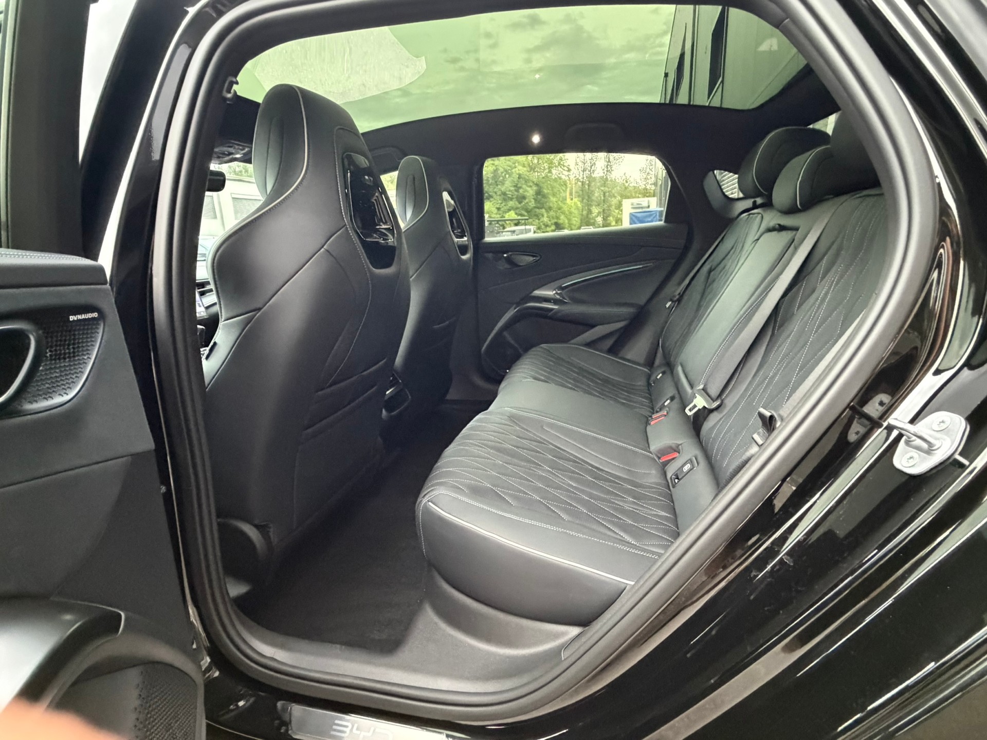 BYD Seal 82,5 kWh Excellence AWD-image-10