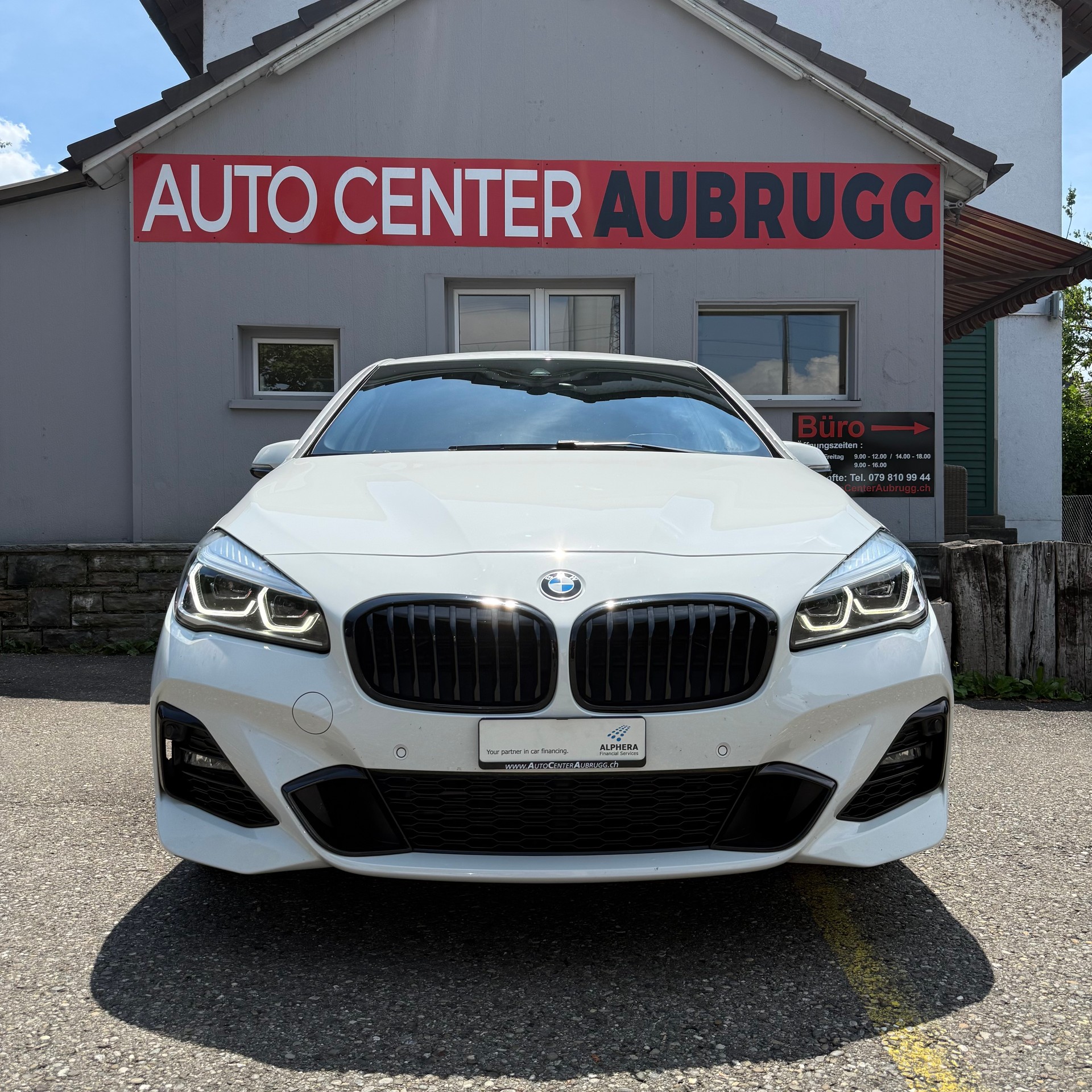 BMW 220d xDrive Active Tourer Steptronic M Sport *LEDER-SITZE - PANORAMA-DACH*-showroom-element-3