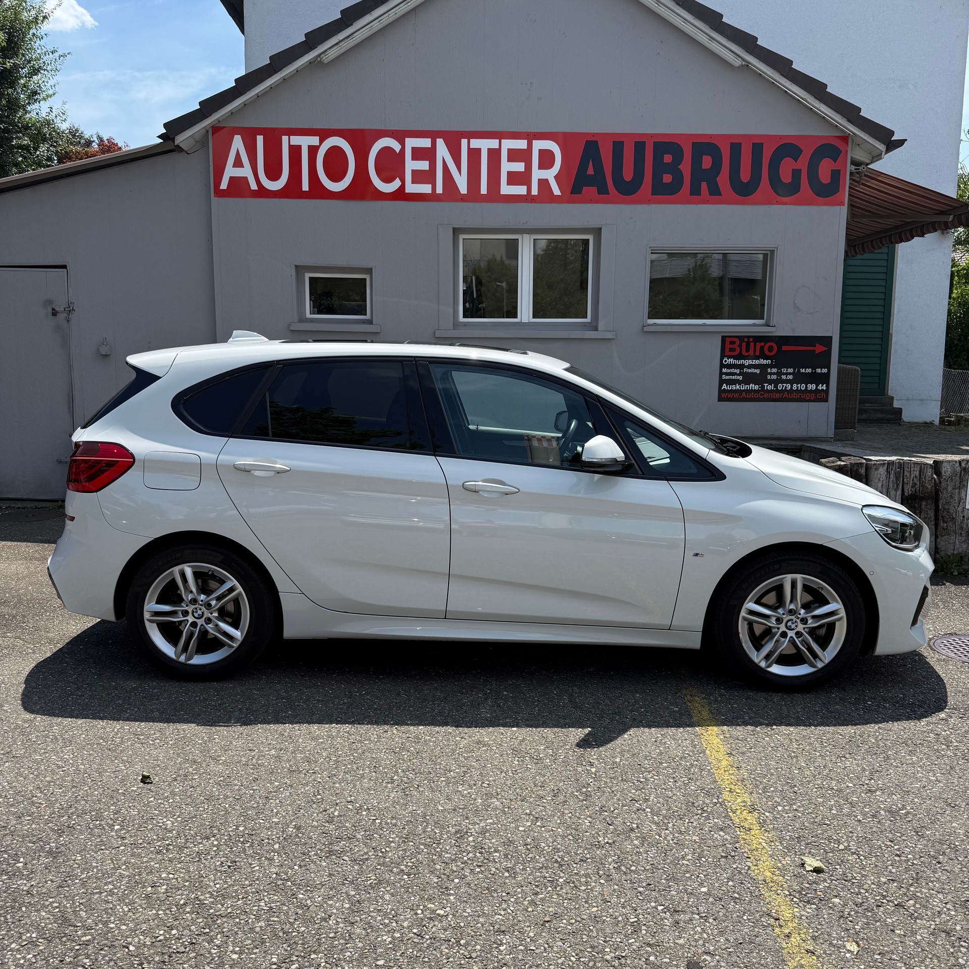 BMW 220d xDrive Active Tourer Steptronic M Sport *LEDER-SITZE - PANORAMA-DACH*-image-7