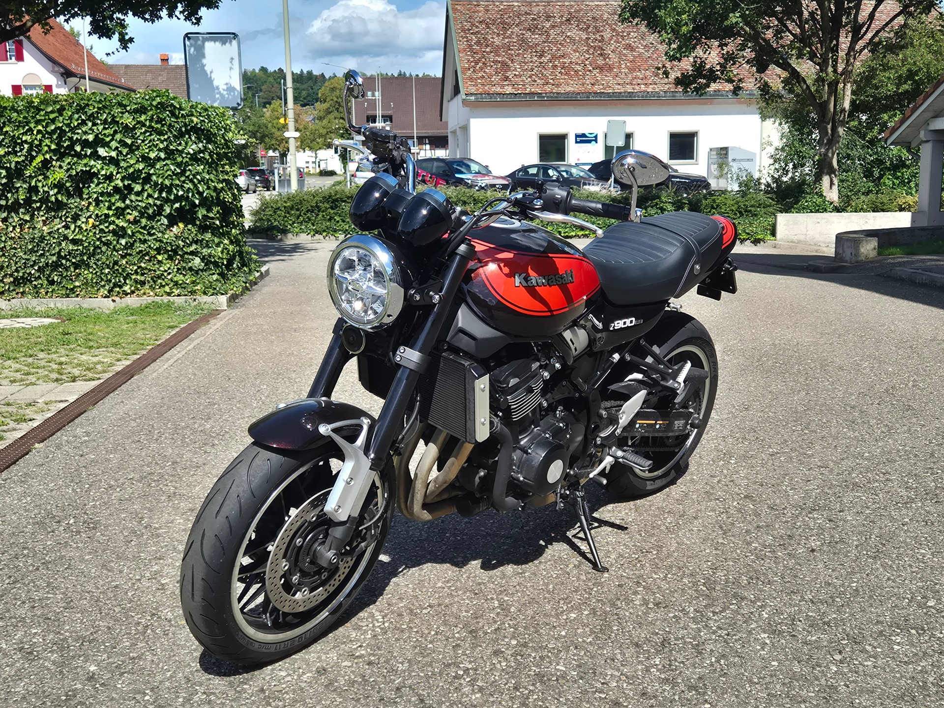 KAWASAKI Z 900 RS-image-1