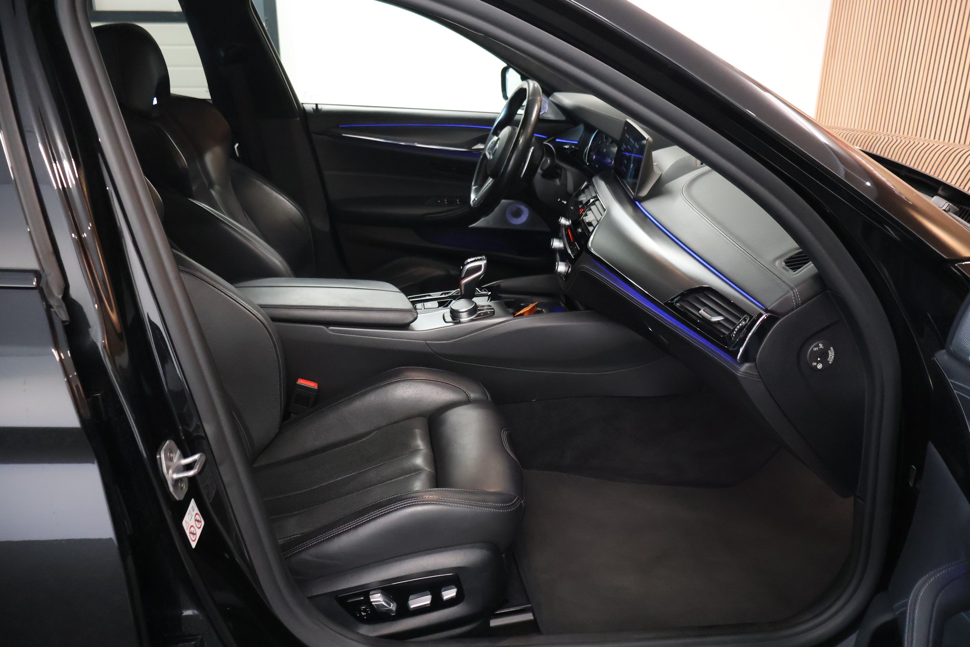 BMW M5 xDrive Drivelogic-image-14