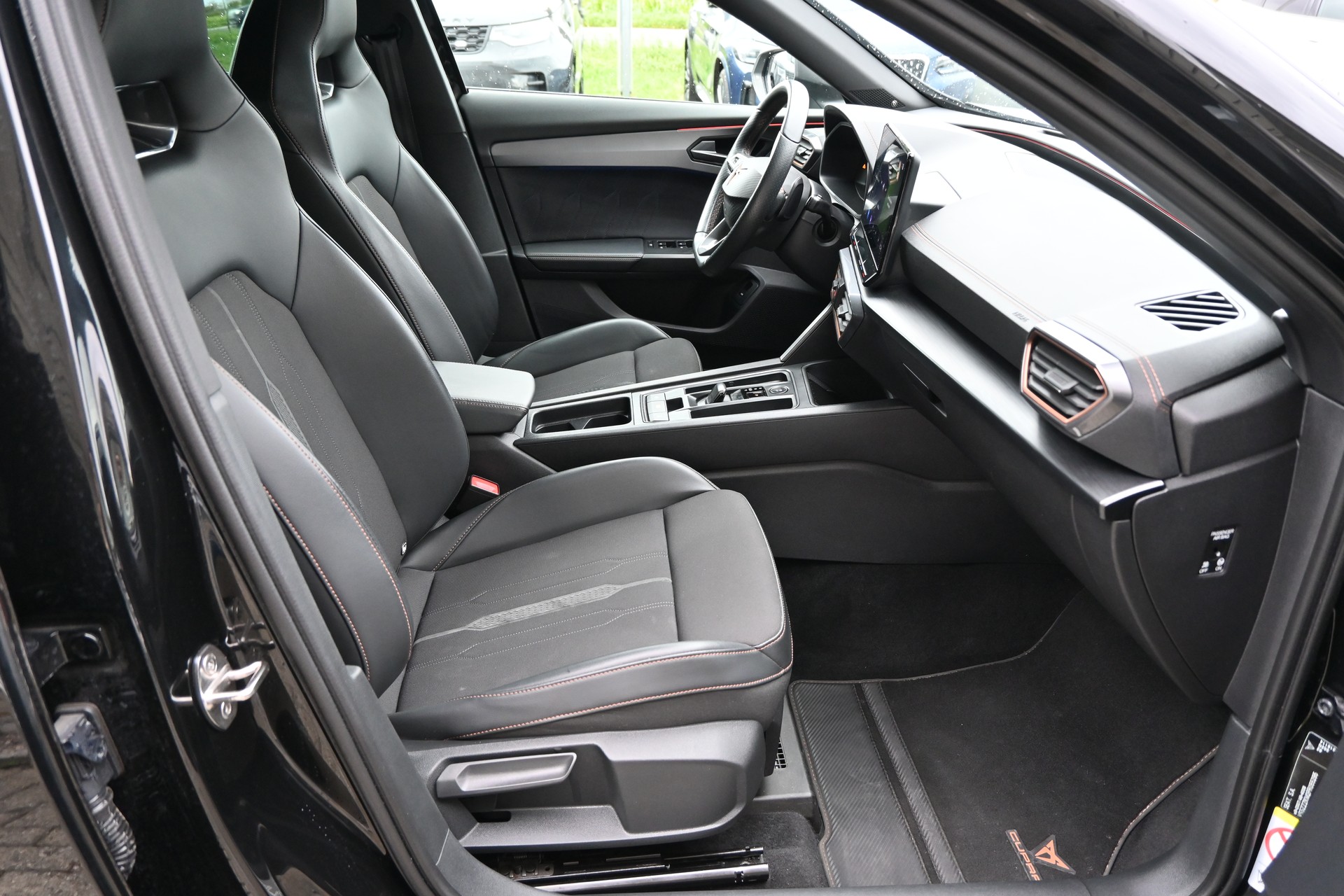 CUPRA Formentor 2.5TSI VZ5 4Drive DSG 390PS-image-13