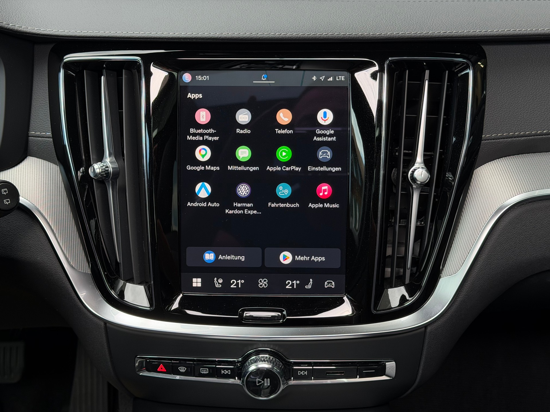 VOLVO V60 B4 Benzin Mild Hybrid Ultra Dark DCT °° 5 Jahre oder 200'000 KM Hersteller-Garantie °°-image-17