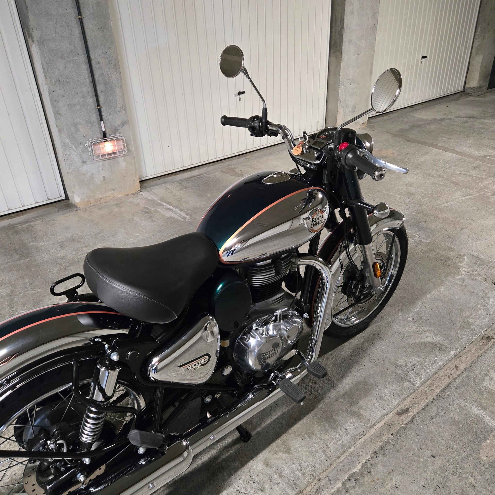 ROYAL ENFIELD Classic 350 Emerald Green-image-9