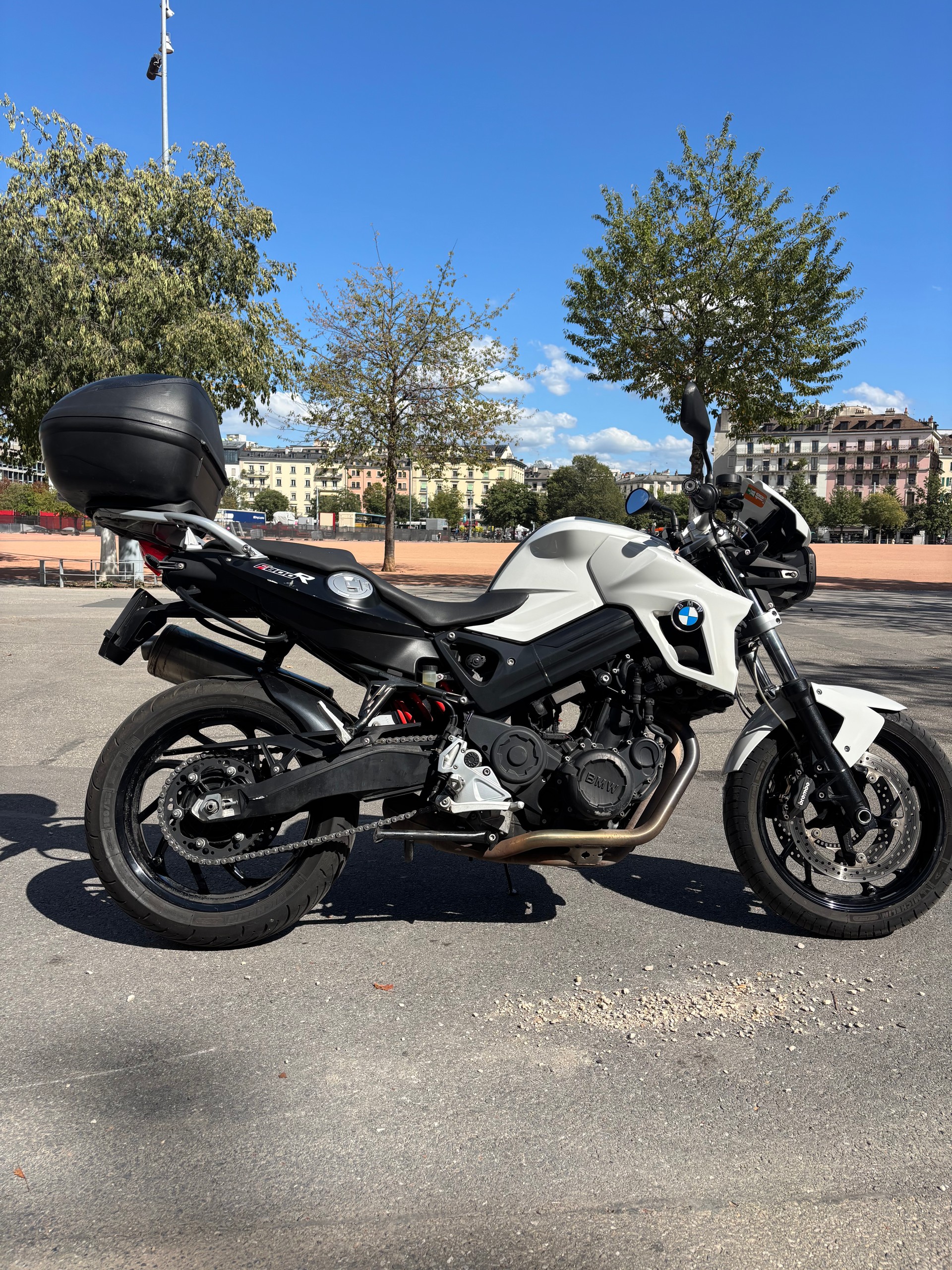 BMW F 800 R-image-1