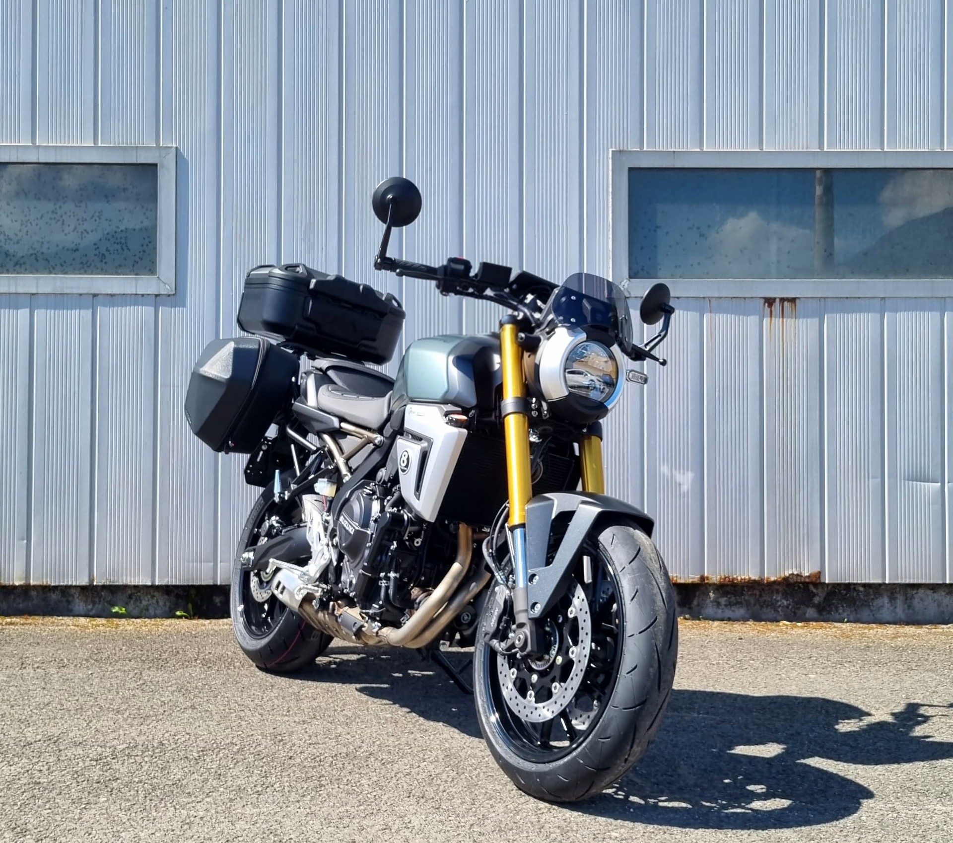 SUZUKI GSX-8T-image-1
