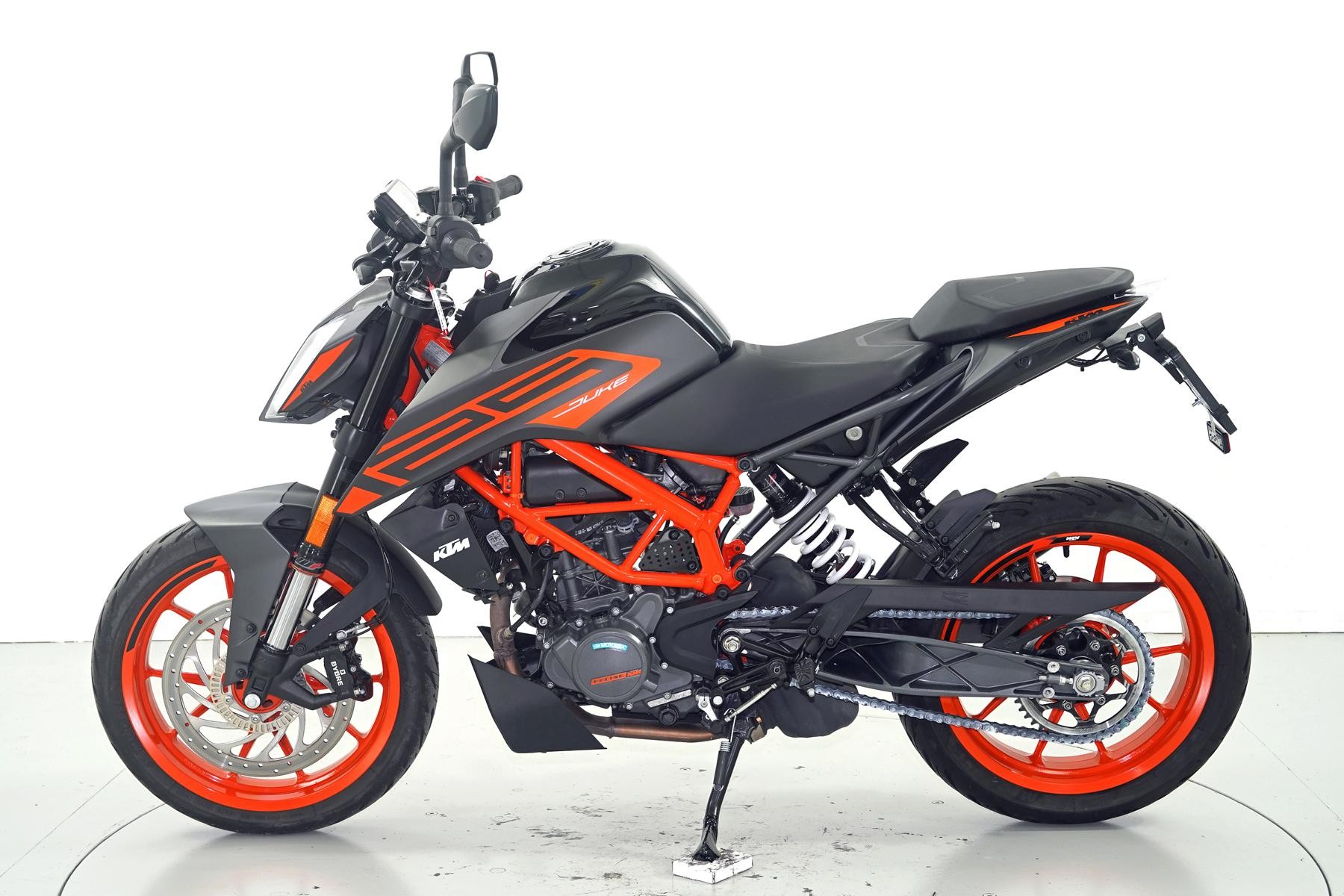 KTM 125 Duke ABS-image-4