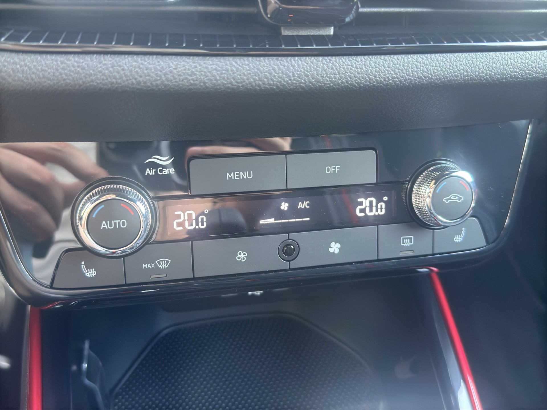 SKODA Fabia 1.5 TSI Monte Carlo DSG Automat 5 Jahre Werksgarantie!-image-25