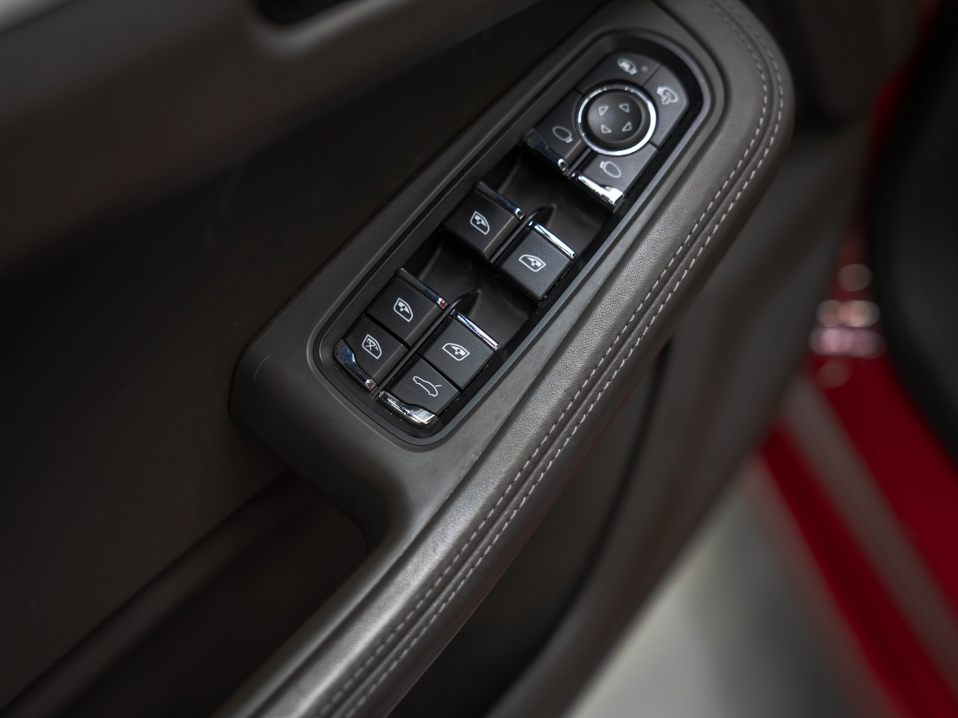 PORSCHE Macan GTS PDK-image-28