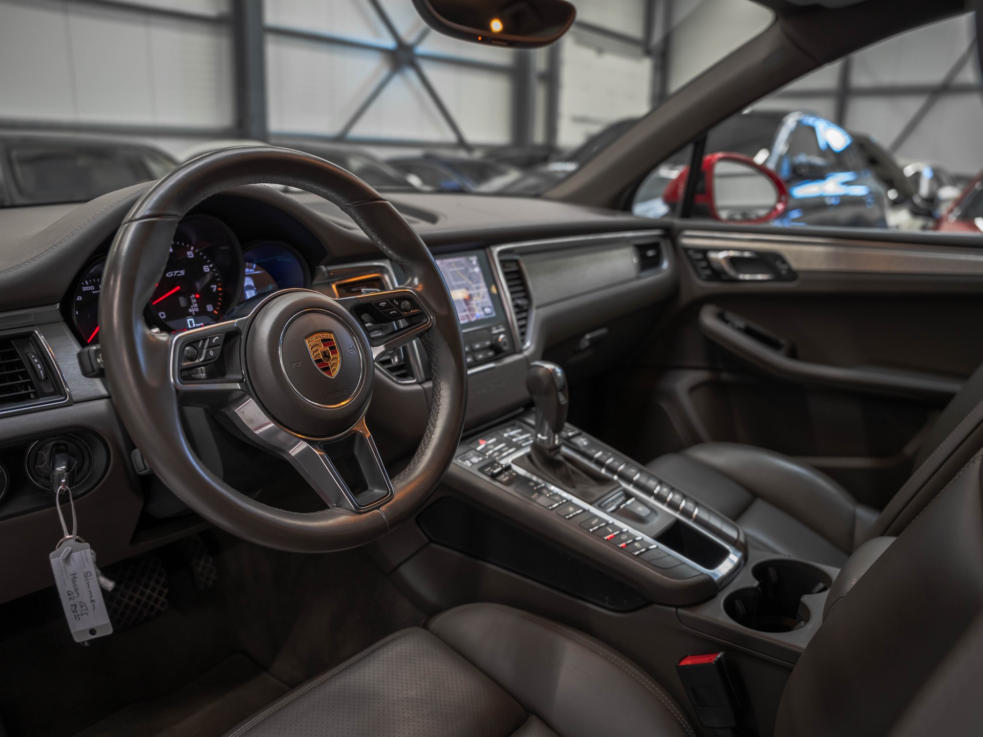 PORSCHE Macan GTS PDK-image-7
